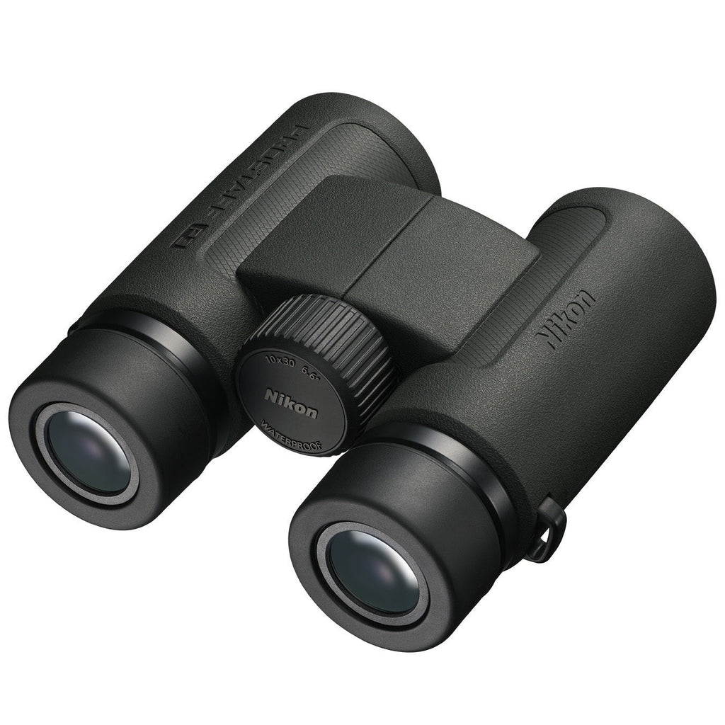 Nikon Prostaff P3 10X30 Binoculars with Harness and Lens Pen Cleaning System