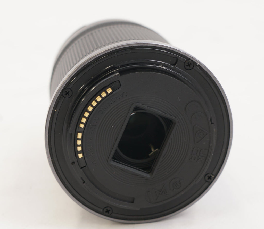 Canon EOS R100 Mirrorless Camera with 18-45mm and 55-210mm Lenses (Used)