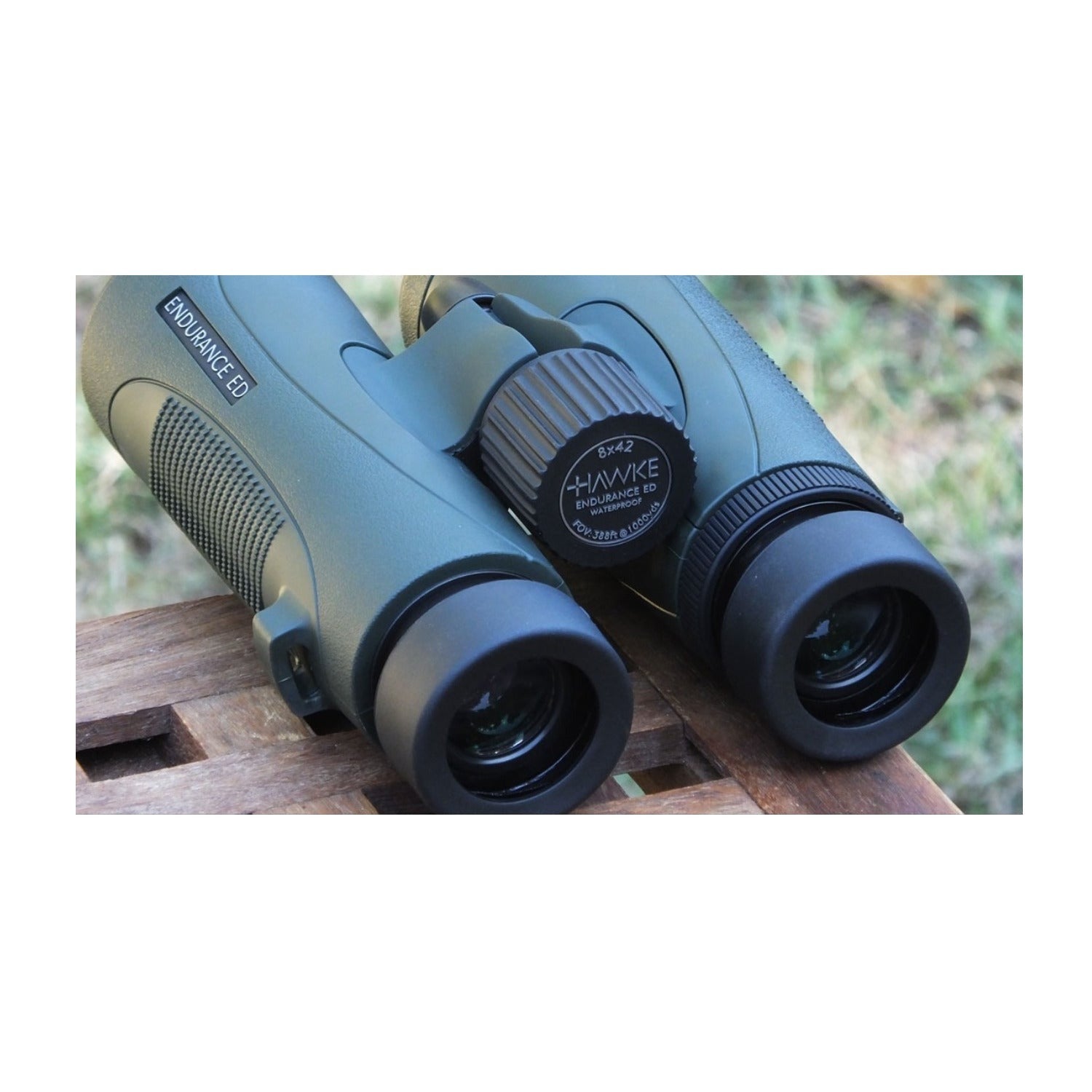Hawke Sport Optics 8x42 Endurance ED Binoculars (Green) w/ Harness Strap Bundle