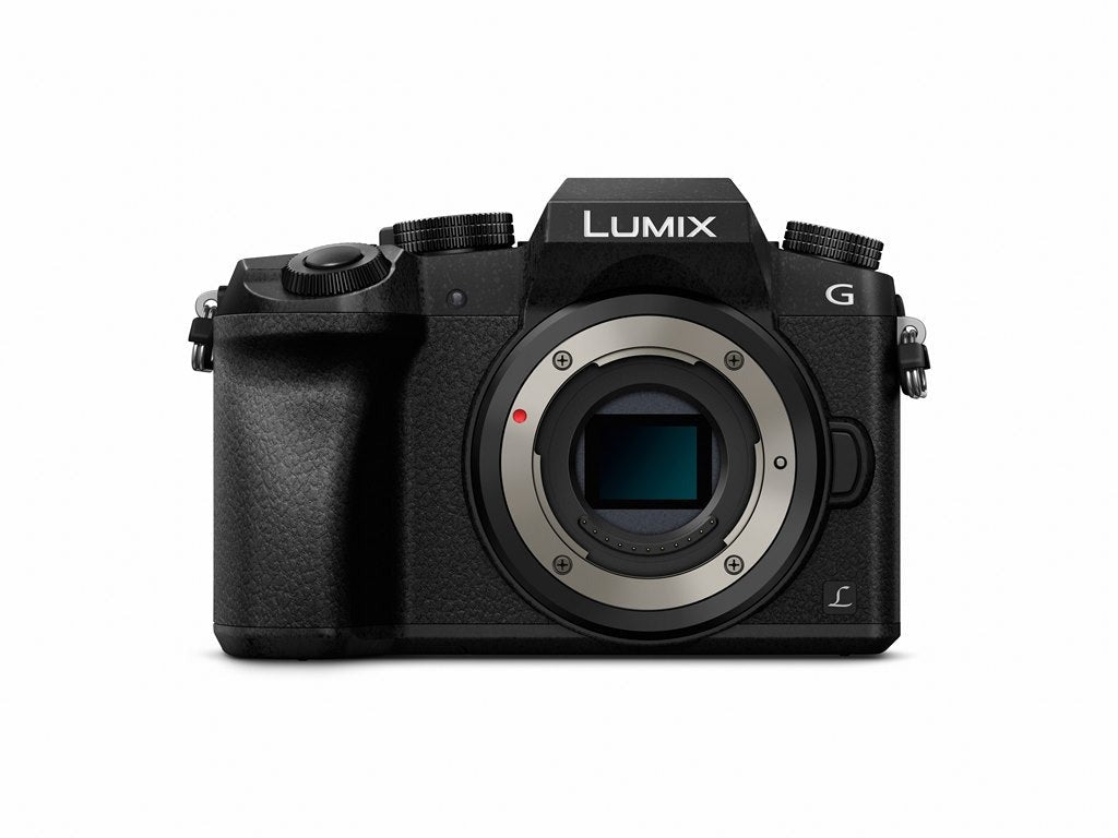 Panasonic LUMIX G7 Mirrorless Camera with 14-140mm Lens