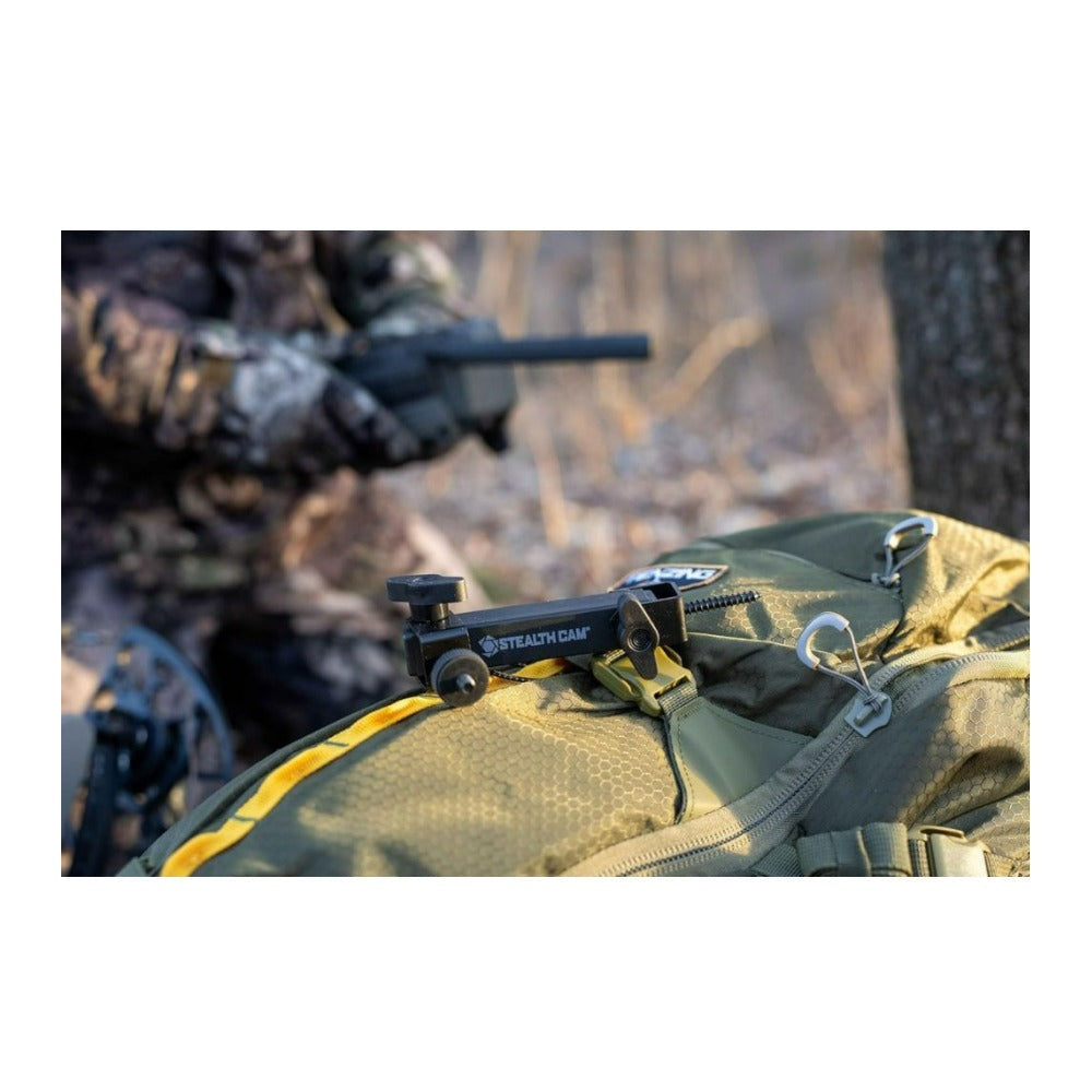 Stealth Cam Eco Mount Rugged Steel Tube (Black, 8-Pack) and Card Reader Bundle