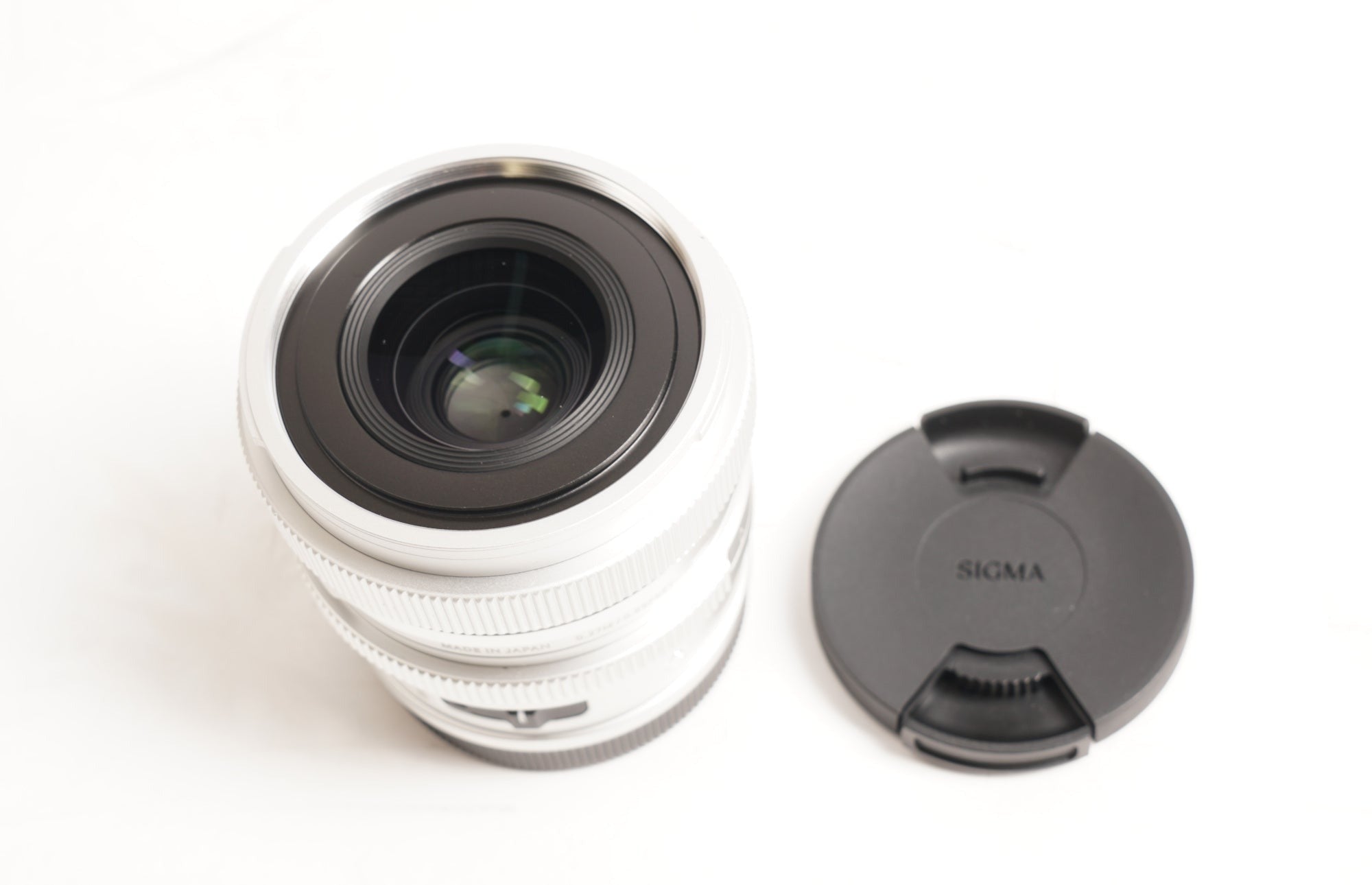 Sigma 35mm F2 DG Silver Contemporary Lens for L Mount (Used)