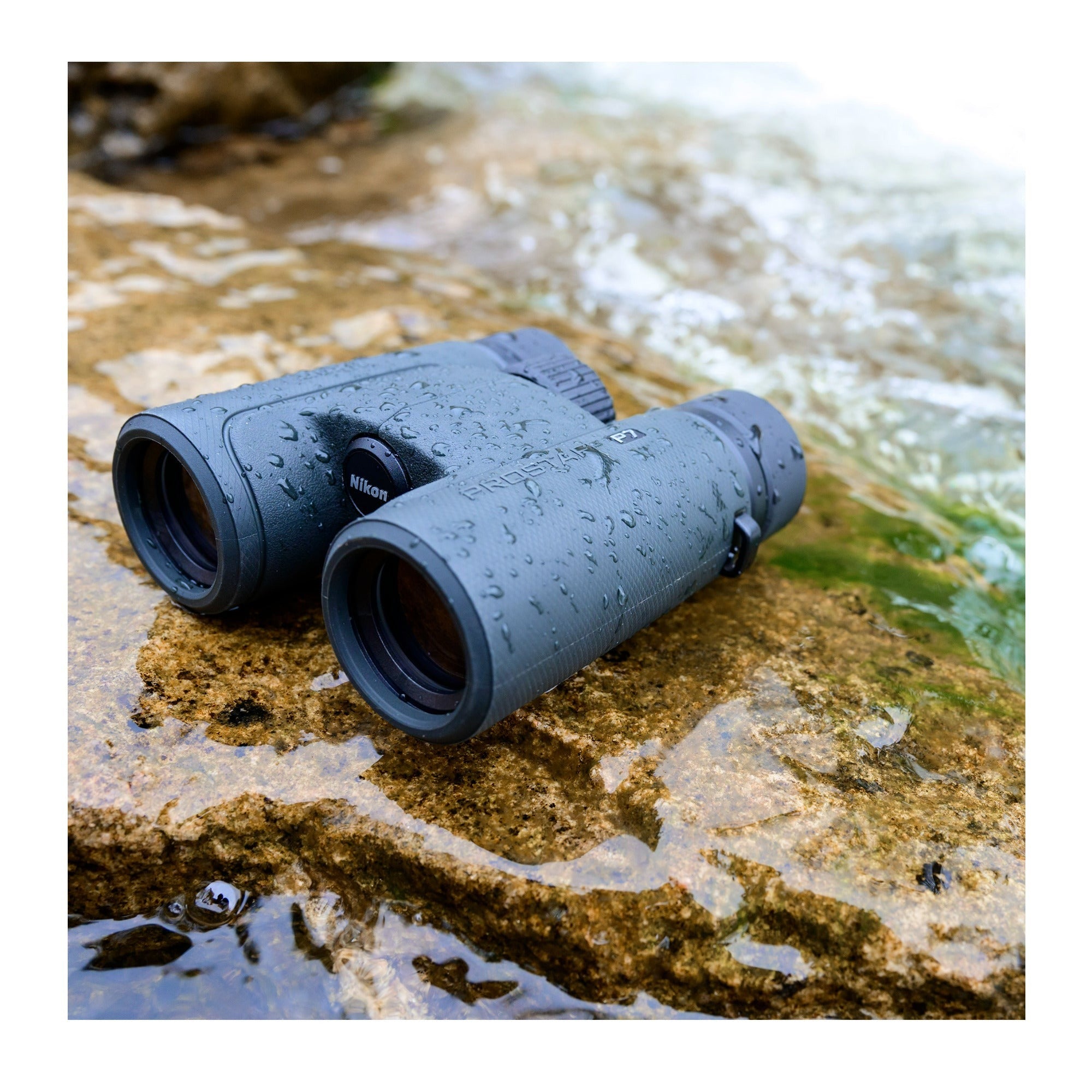 Nikon Prostaff P7 8X30 Binoculars