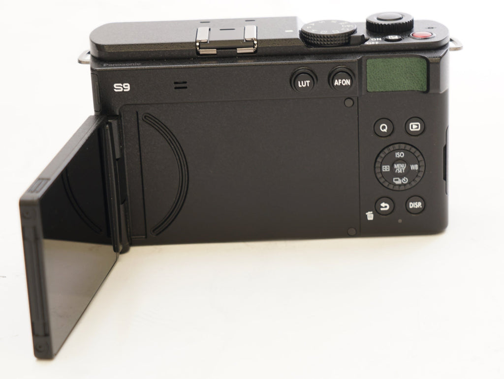 Panasonic LUMIX S9N Full Frame Compact and Lightweight Mirrorless Interchangeabl (Used)