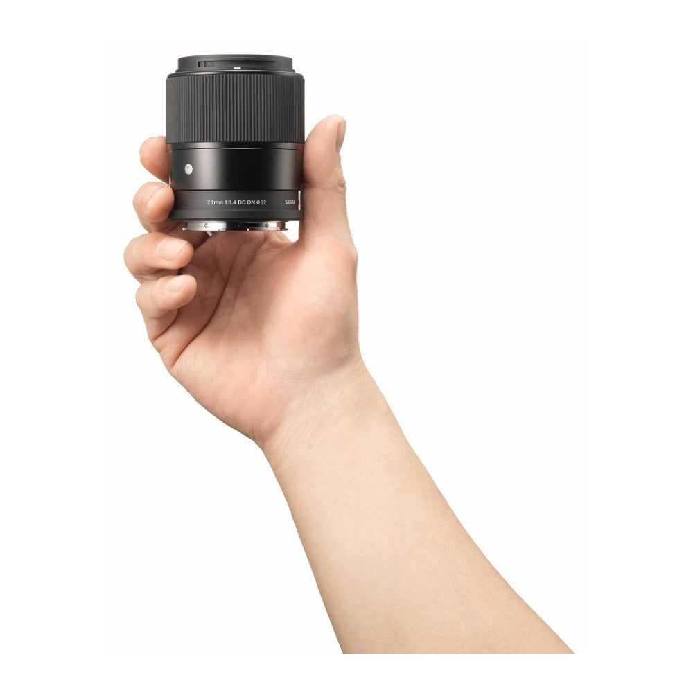 Sigma 23mm F1.4 DC DN Contemporary Series Large Aperture Lens for L Mount with Lens Hood
