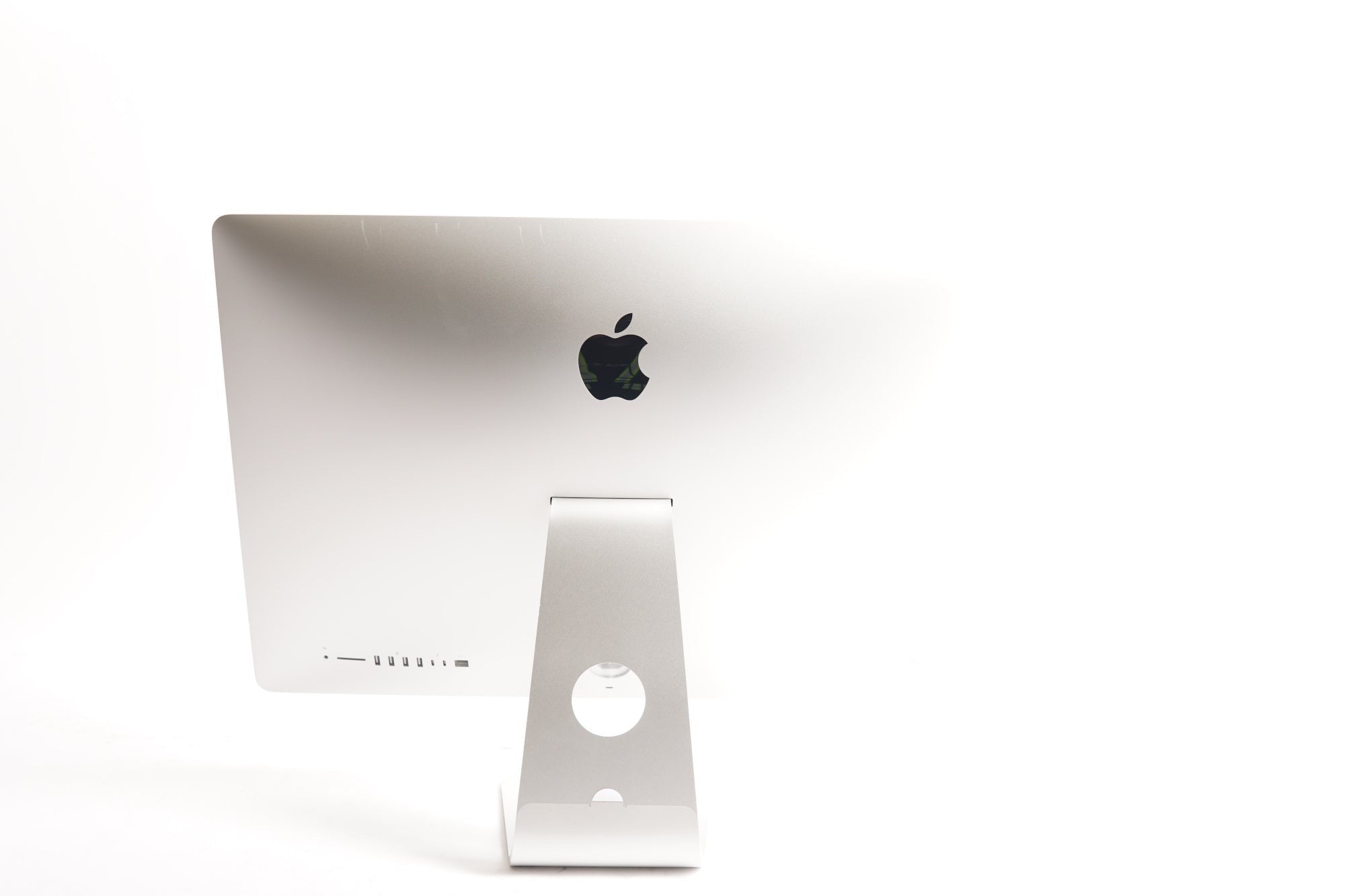 Apple 27 Inch iMac Retina 5K Black and Silver 5K 5120x2880 Desktop (Used)