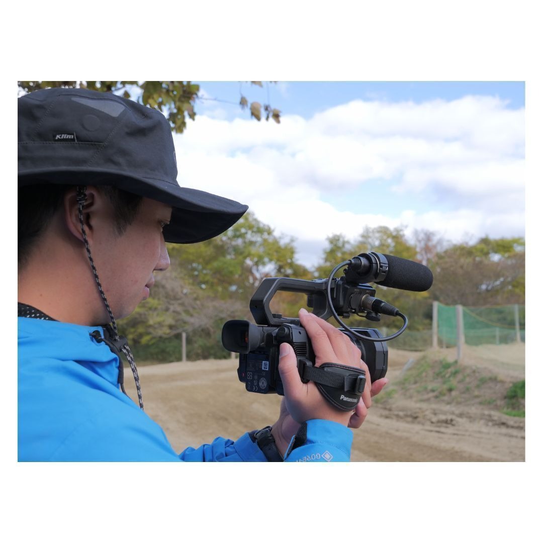Panasonic X2100 4K 60p Portable Director's Camcorder with Two 128GB V60 UHS-II SD Card
