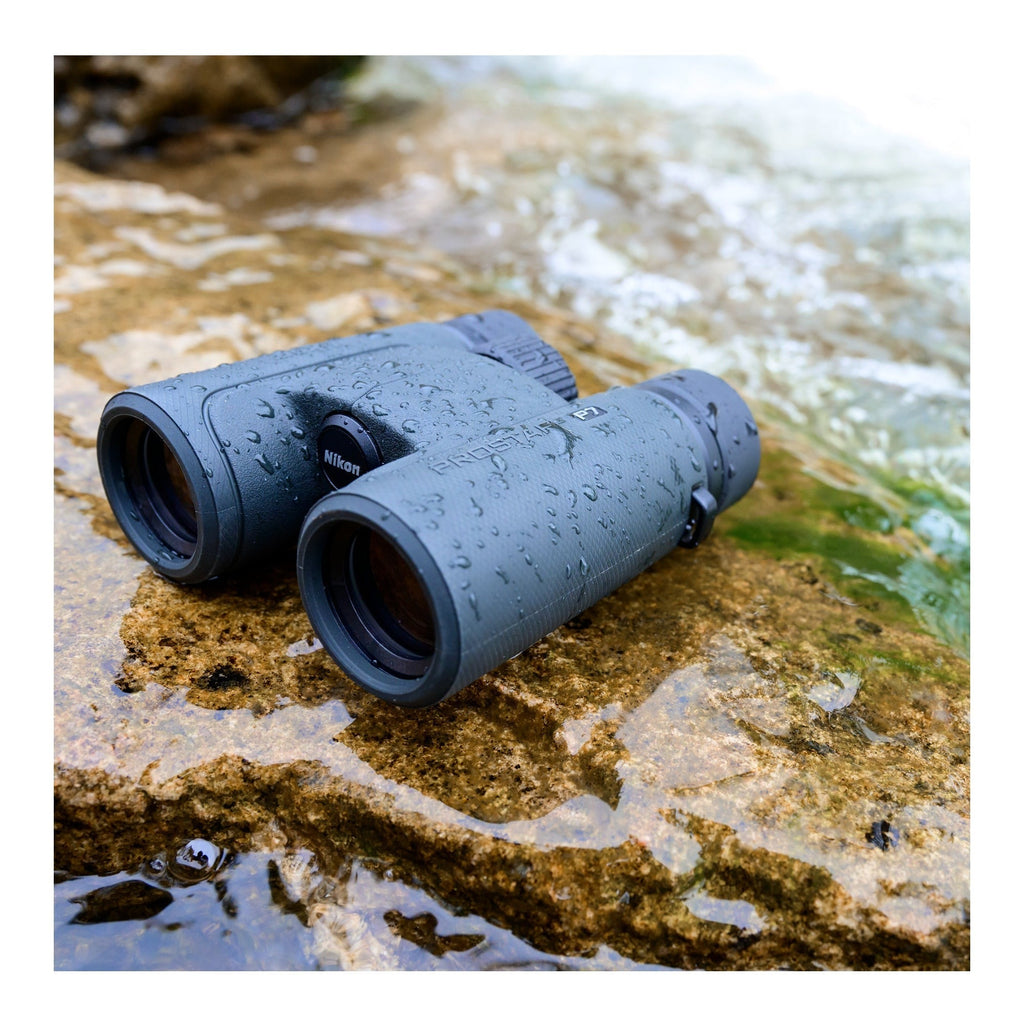 Nikon Prostaff P7 10X30 Binoculars