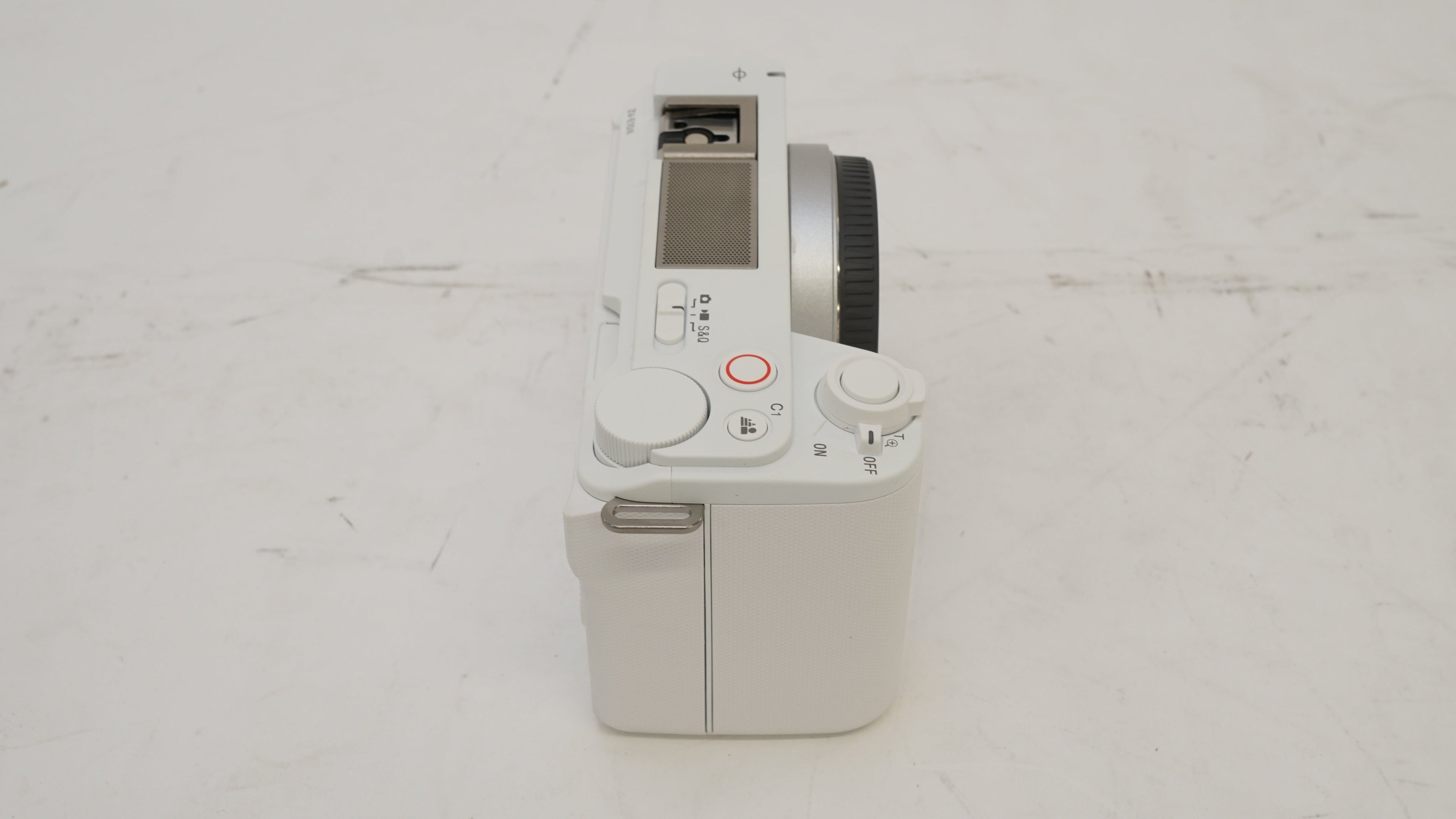 Sony Alpha ZV-E10 II APS-C Mirrorless Content Creators Camera Body (White) (Open Box)