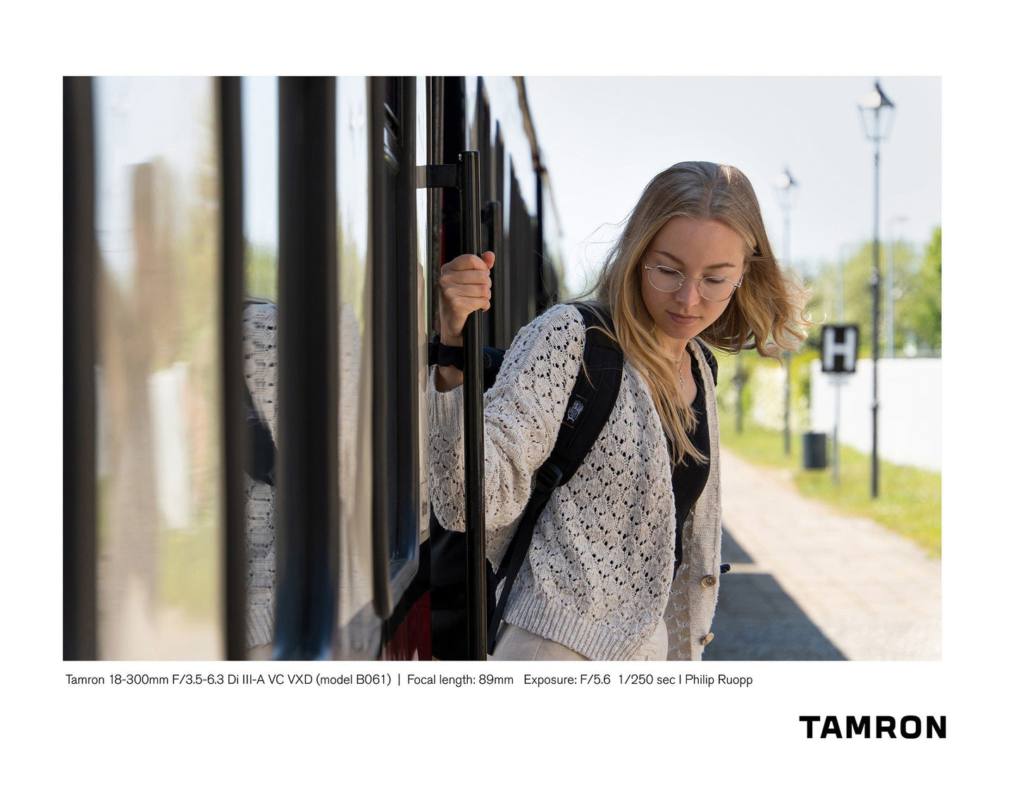 Tamron 18-300mm F/3.5-6.3 Di III-A VC VXD Lens (Sony E-mount)