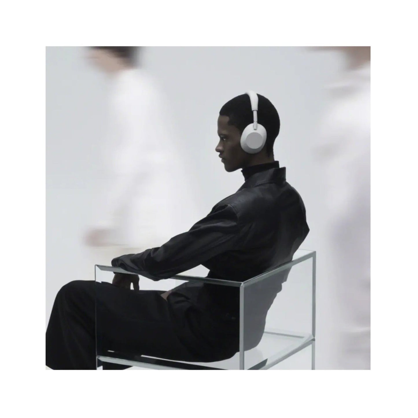 Sony WH-1000XM6 Wireless Headphones (Silver) Bundle with Clip-On Light