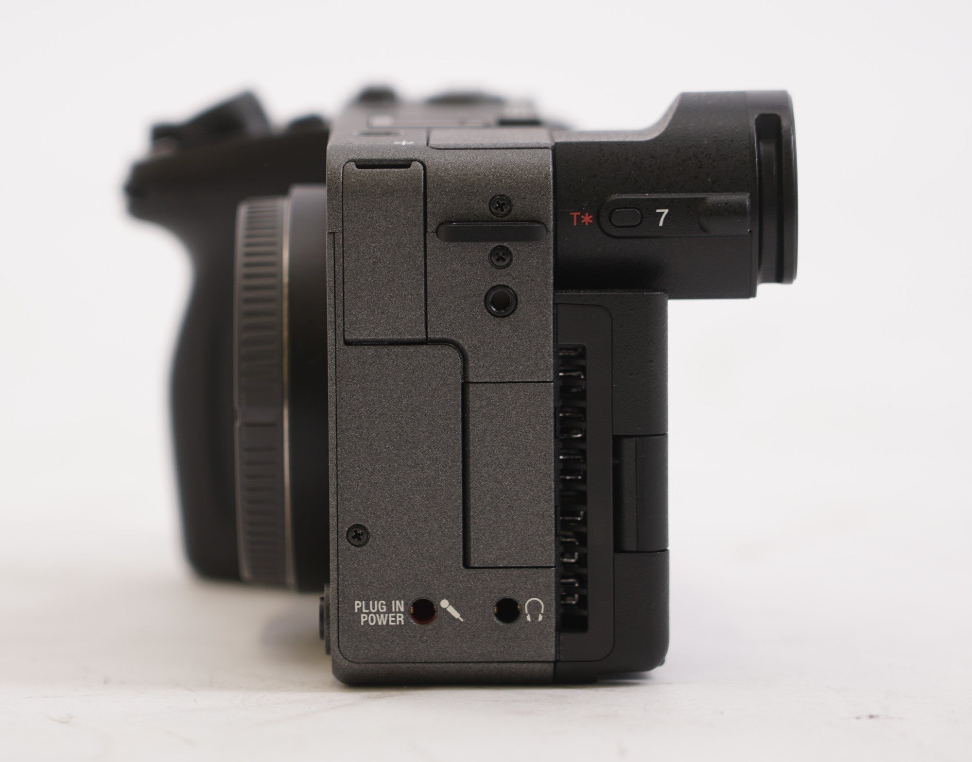 Sony Cinema Line FX2 Full-frame Cinema Camera featuring Dual Base ISO (Open Box)