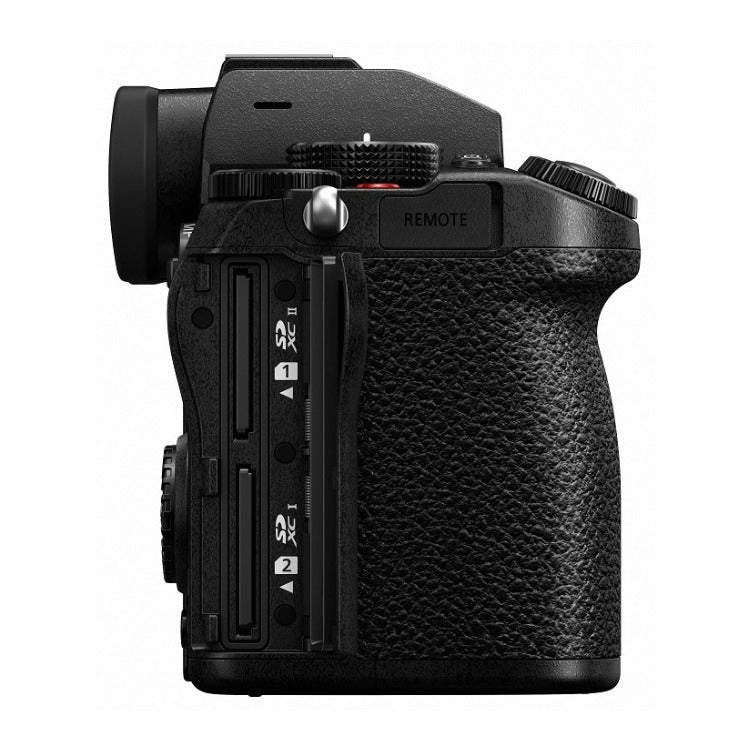 Panasonic LUMIX S5 4K Mirrorless Full-Frame L-Mount Camera (Body Only) with Sling Camera Bag Bundle