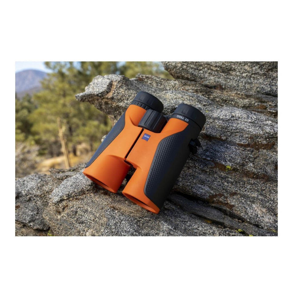 Zeiss 10x42 Terra ED Binoculars (Black/Orange)