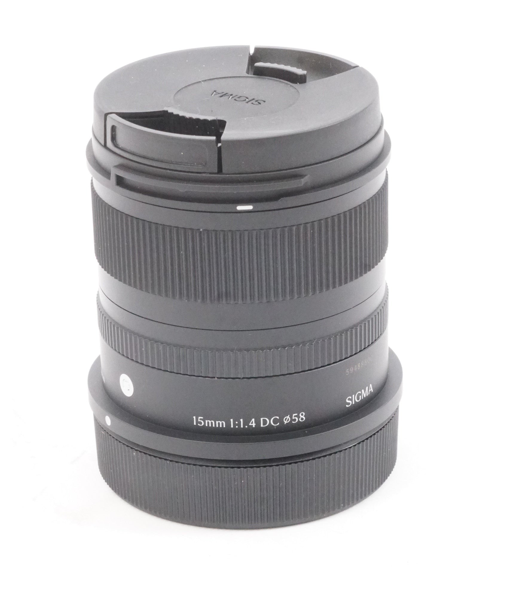 Sigma 15mm F1.4 DC Contemporary Lens for Mirrorless Cameras (Canon RF Mount) (Used)