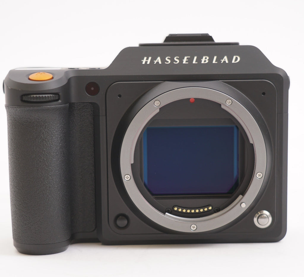 Hasselblad X2D 100C Medium Format Mirrorless Camera with 75mm f/3.4 P Lens (Used)