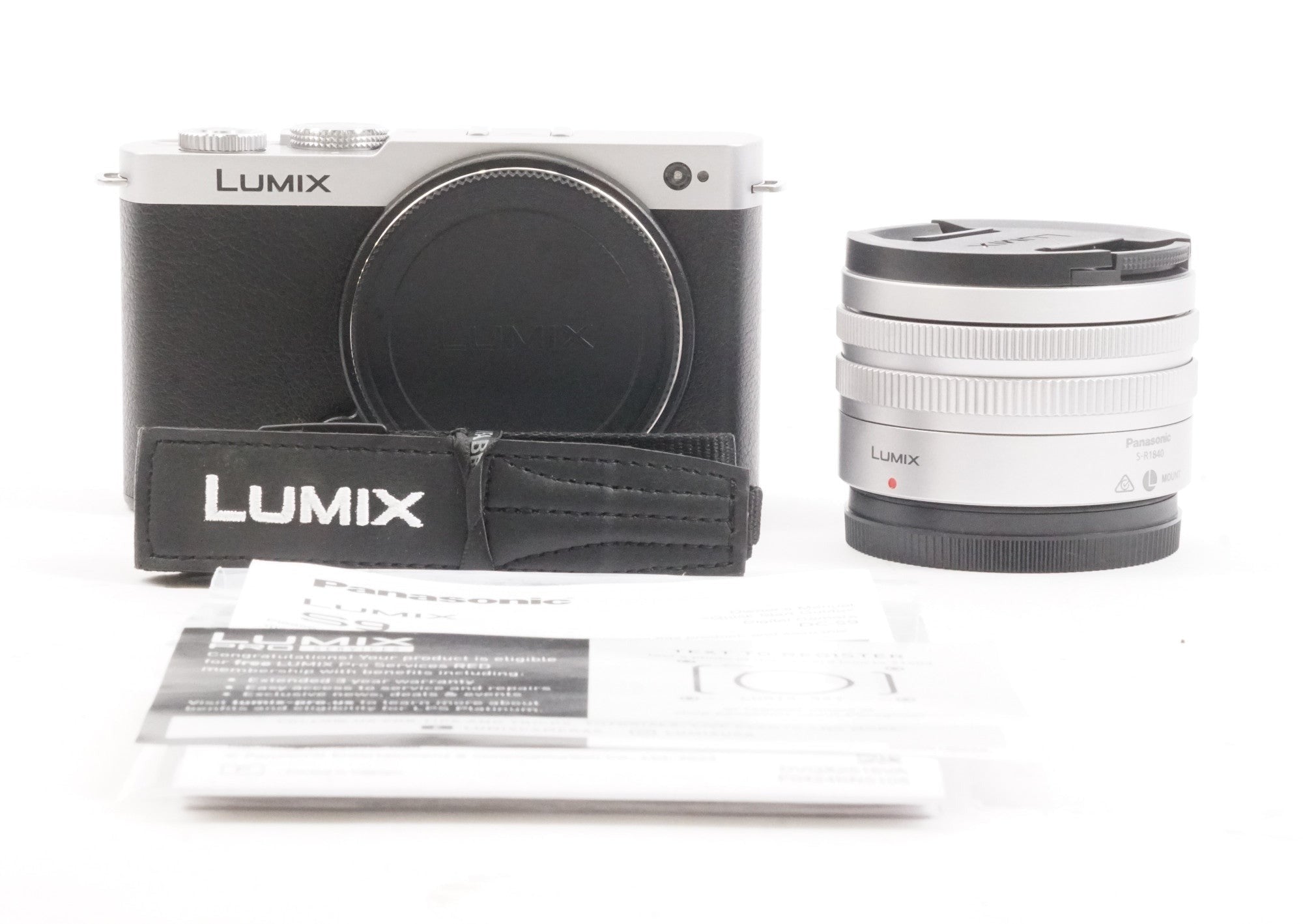LUMIX S9 S 18-40mm Lens Kit - Black and Silver (DC-S9NSB9) (Used)
