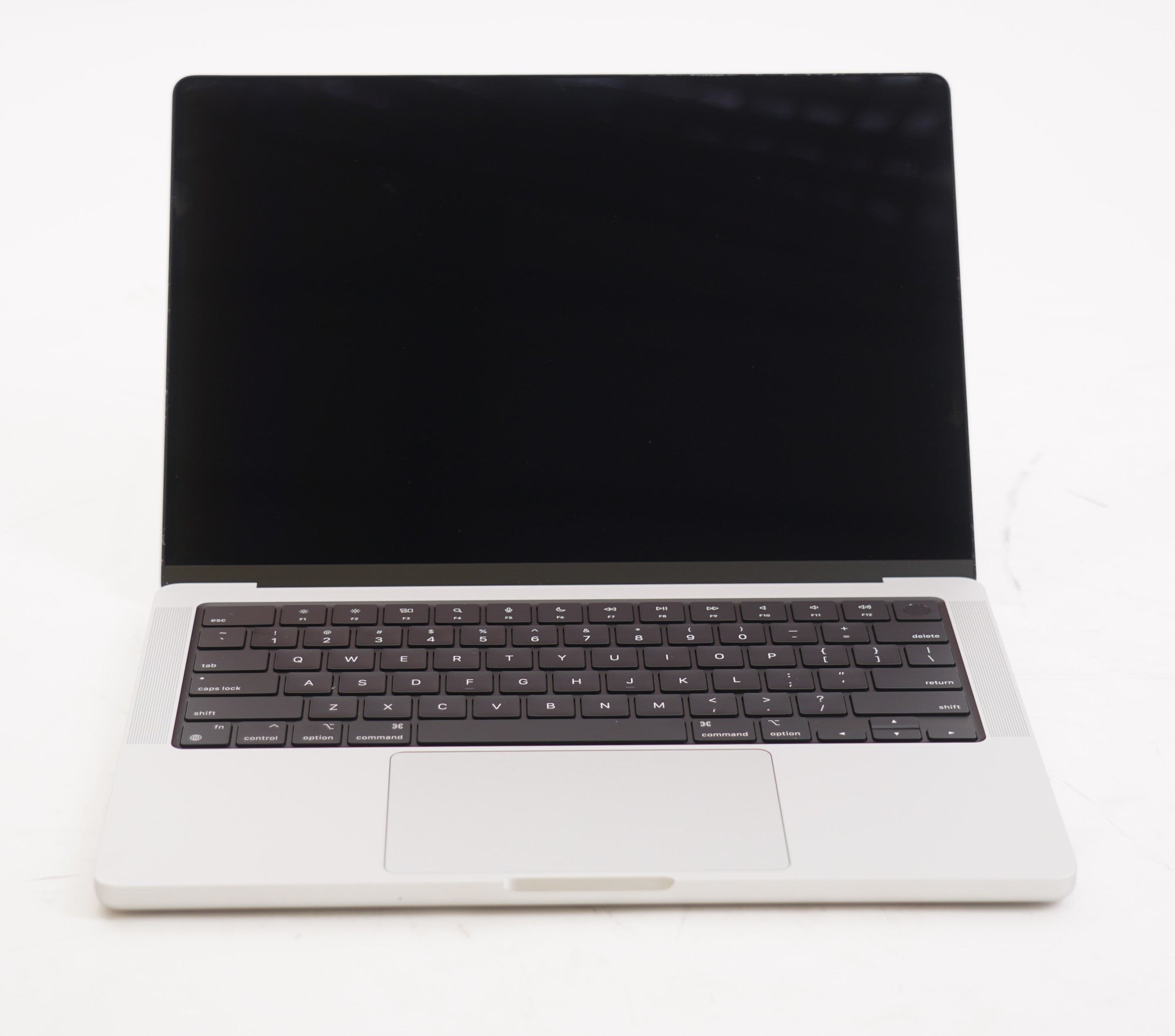 Apple MacBook Pro with Apple M1 Pro chip (14 inch, 16GB RAM, 512GB SSD, Silver) (Used)