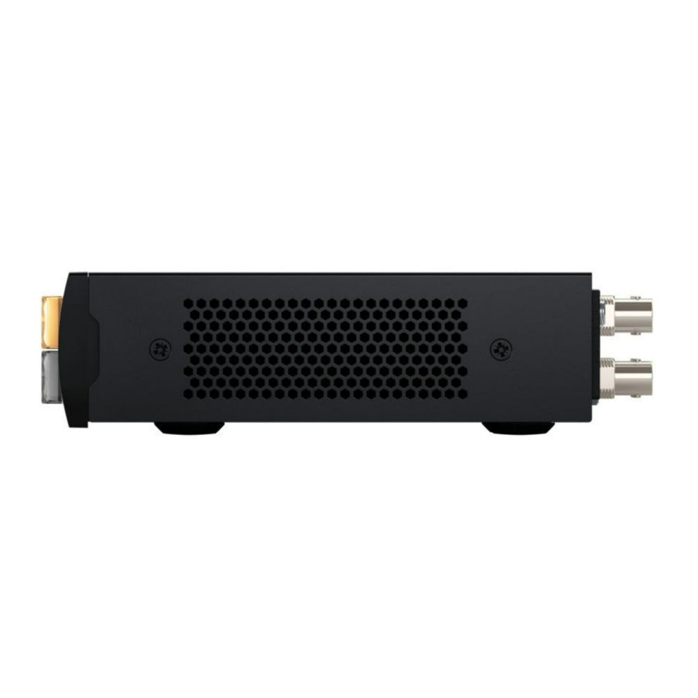 Blackmagic Design Videohub Mini 8x4 12G Compact Video Router with 12G-SDI Connection (Black)