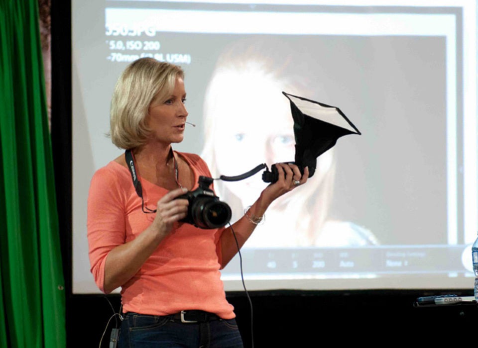 Westcott Pocket Box Erin Manning Speedlite Softbox Kit