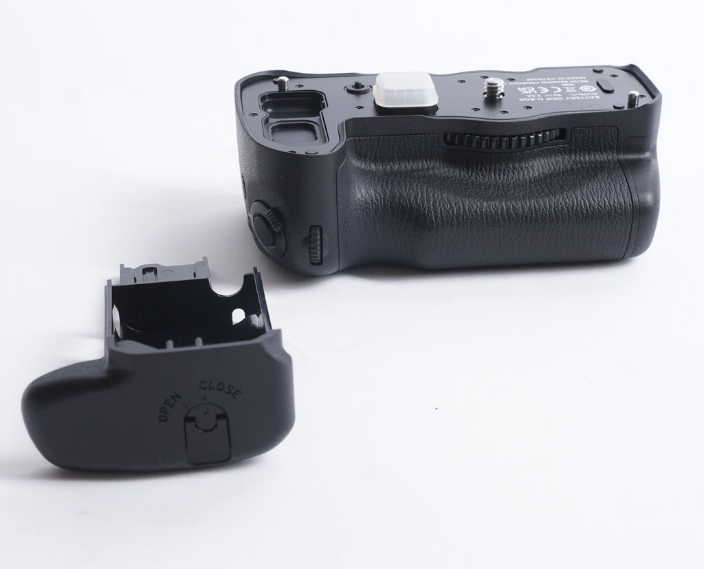 Pentax D-BG6 Battery Grip for K-1 DSLR Cameras (Used)