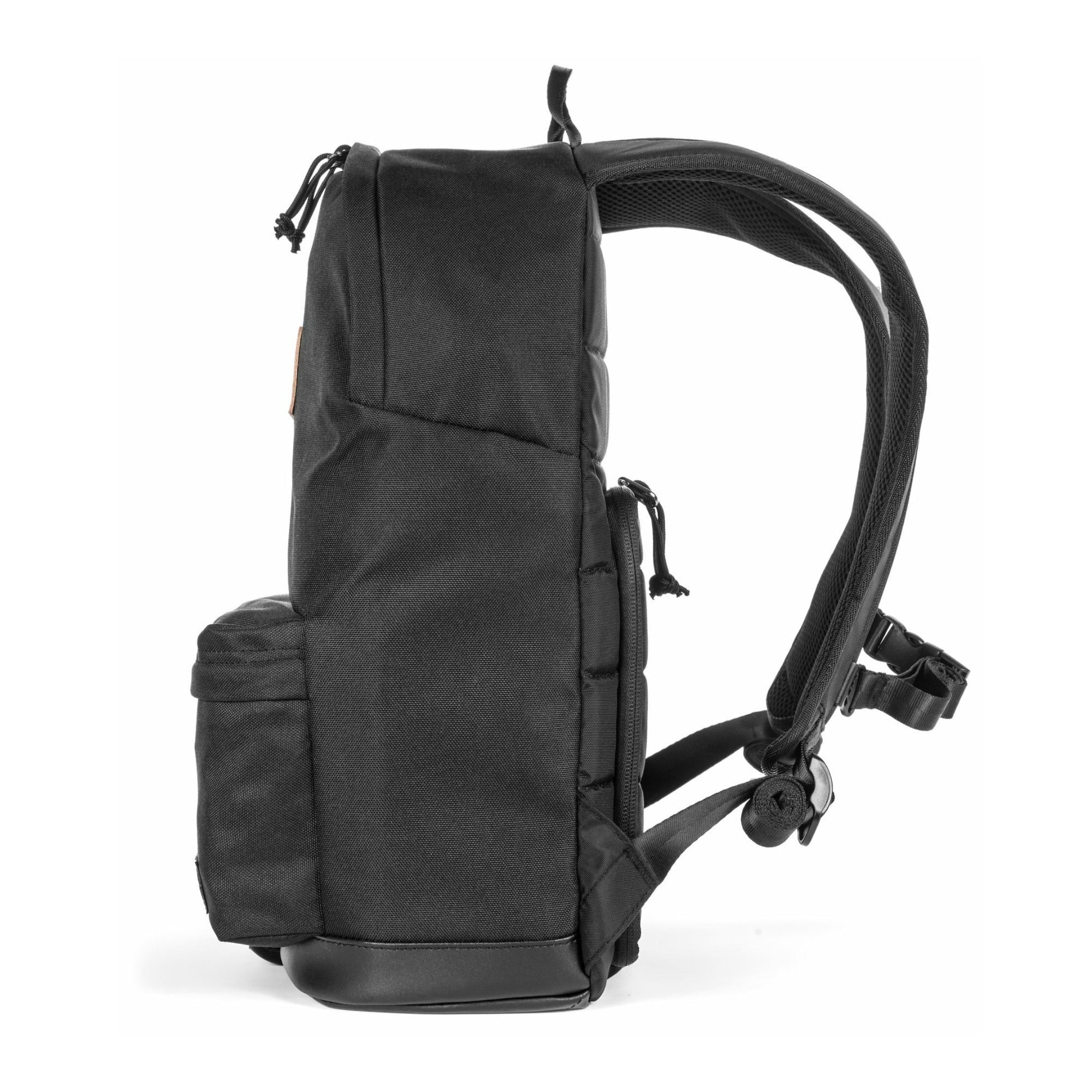 Tamrac Runyon Camera Backpack (Black)