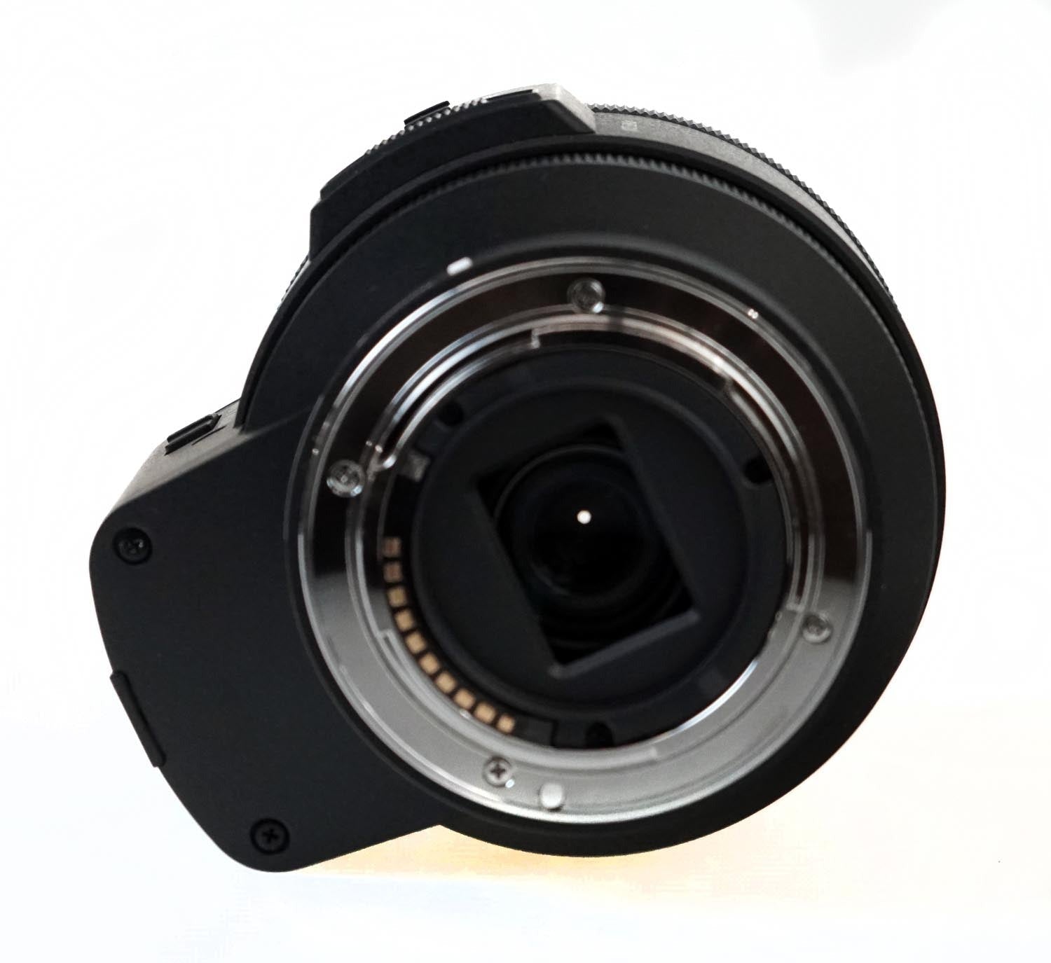 Sony E PZ 18-200mm f/3.5-6.3 OSS Lens (Used)