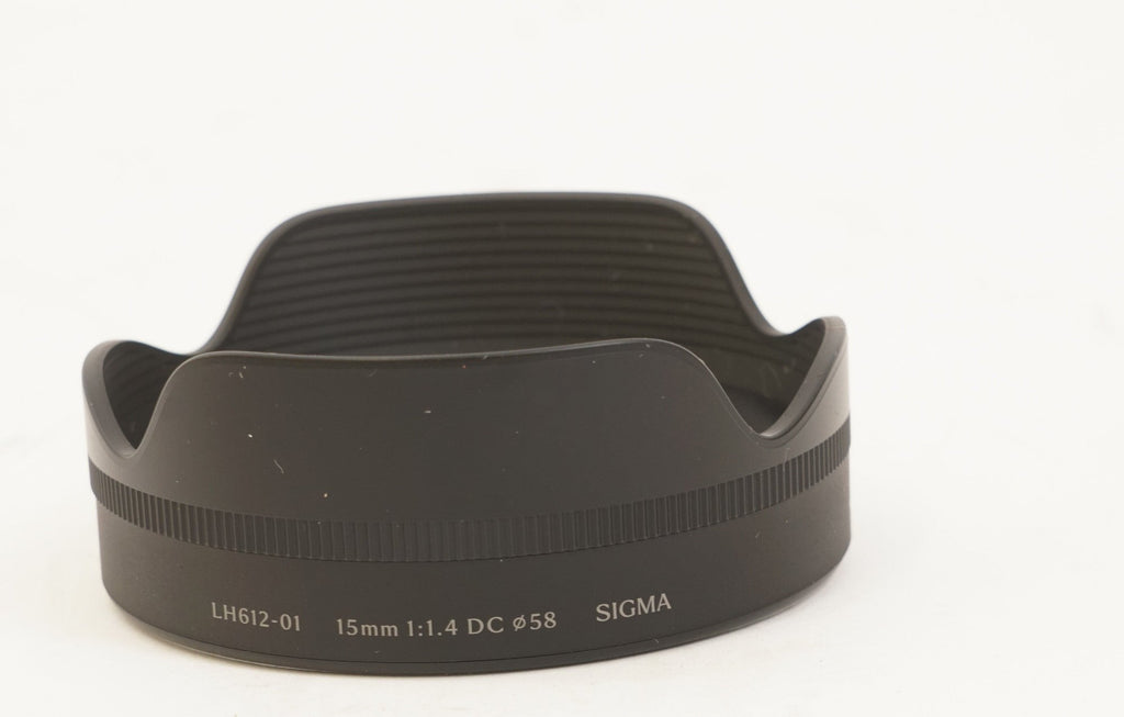 Sigma 15mm F1.4 DC Contemporary Lens for Mirrorless Cameras (Sony E Mount) (Used)