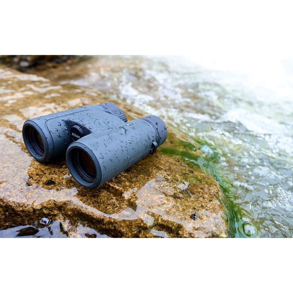 Nikon PROSTAFF P7 8x30 Waterproof Binoculars, Non-Stick Coating (Black) (Certified Refurbished)