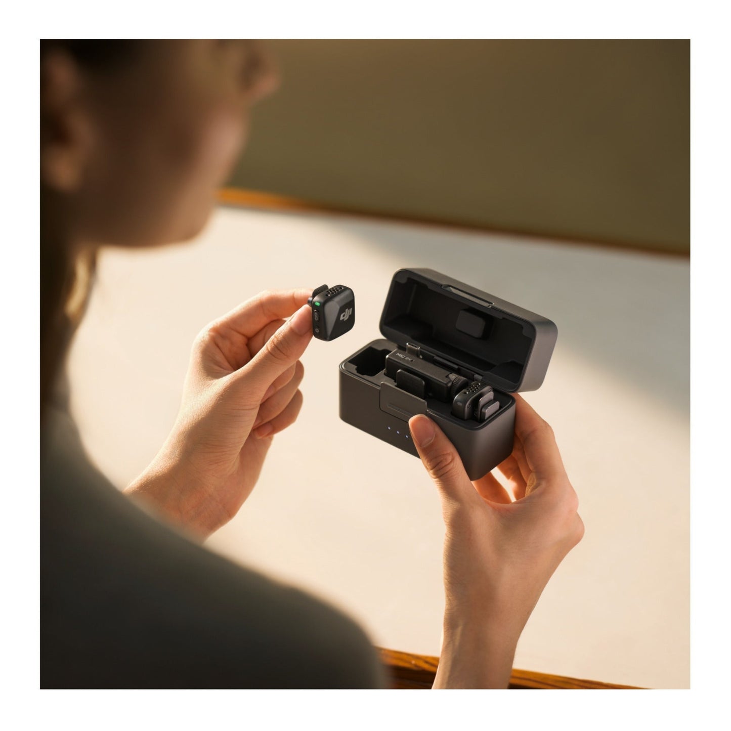 DJI Mic Mini (2 TX + 1 RX + Charging Case) with Wireless Portable Accessory