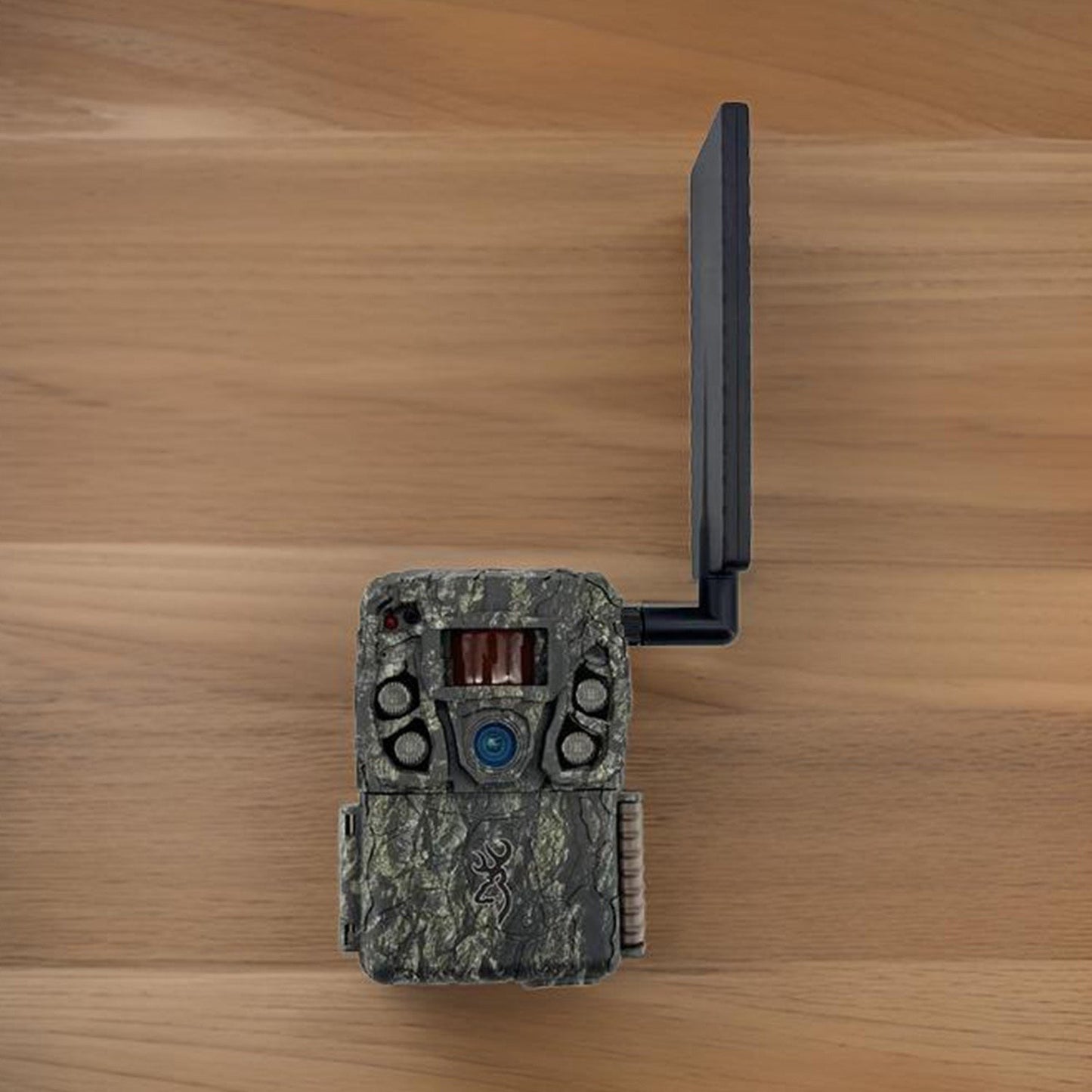 Browning Trail Camera - Defender Wireless Vision Pro HD AI 46MP Bundle