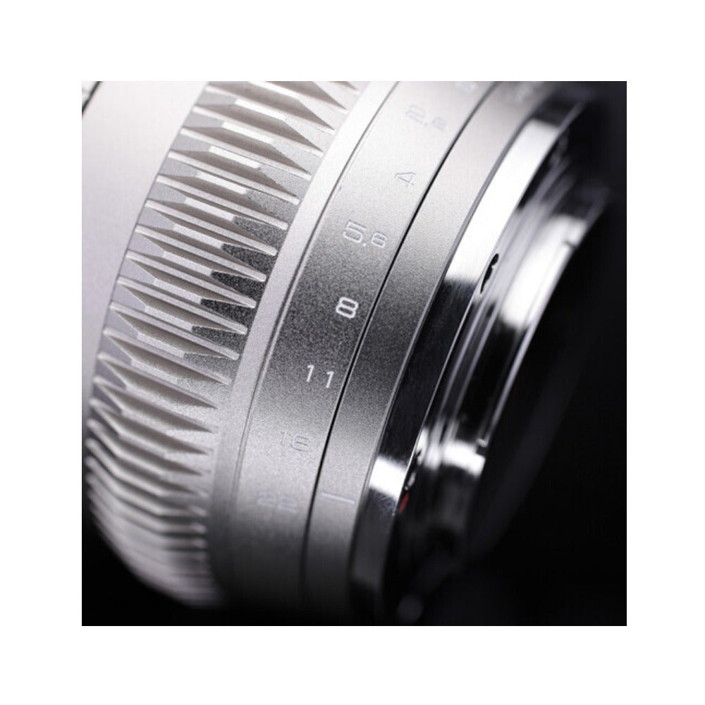 CHIOPT AURA 50mm T1.5-T22 Full-Frame Cinema Lens (Canon RF)