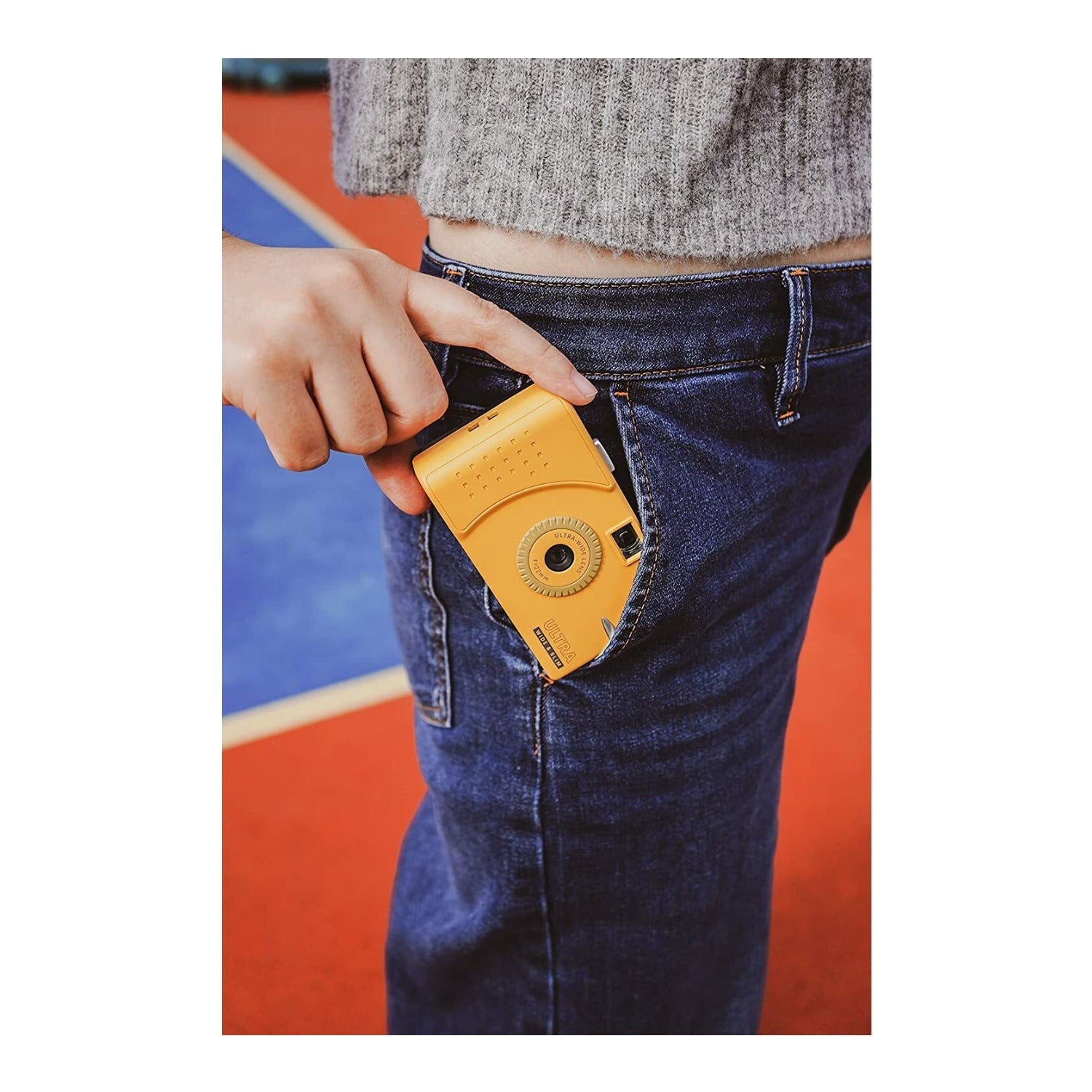 Reto 35mm Ultra Wide and Slim Film Camera with 22mm Lens (Yellow)