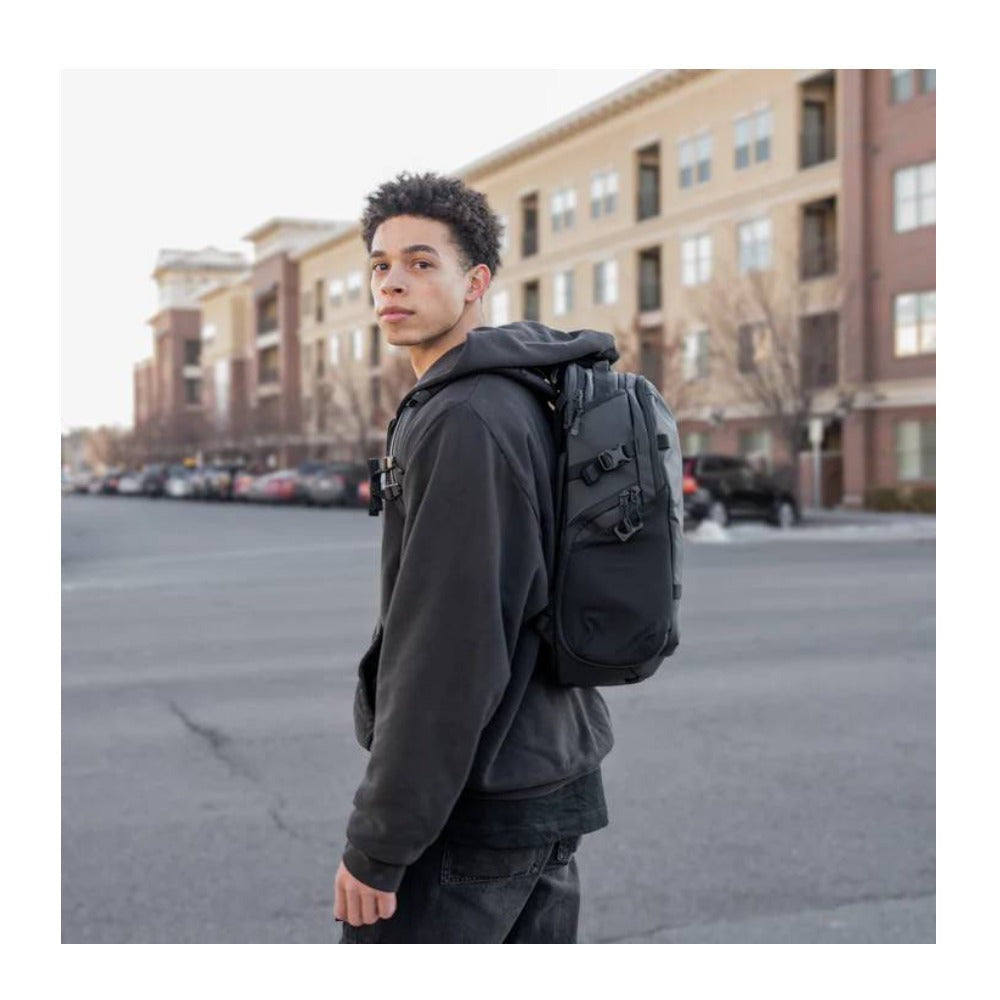 WANDRD Stratus Photo 18L Photography Backpack (Black)