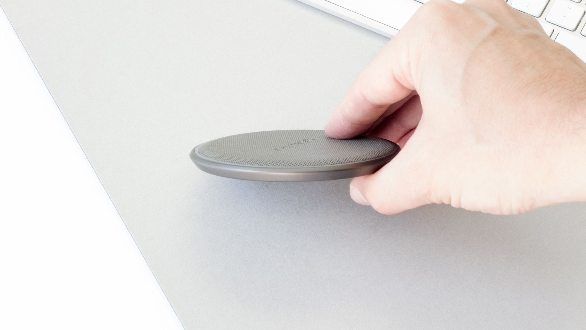 Phonesuit Energy Core Wireless Qi Charging Pad