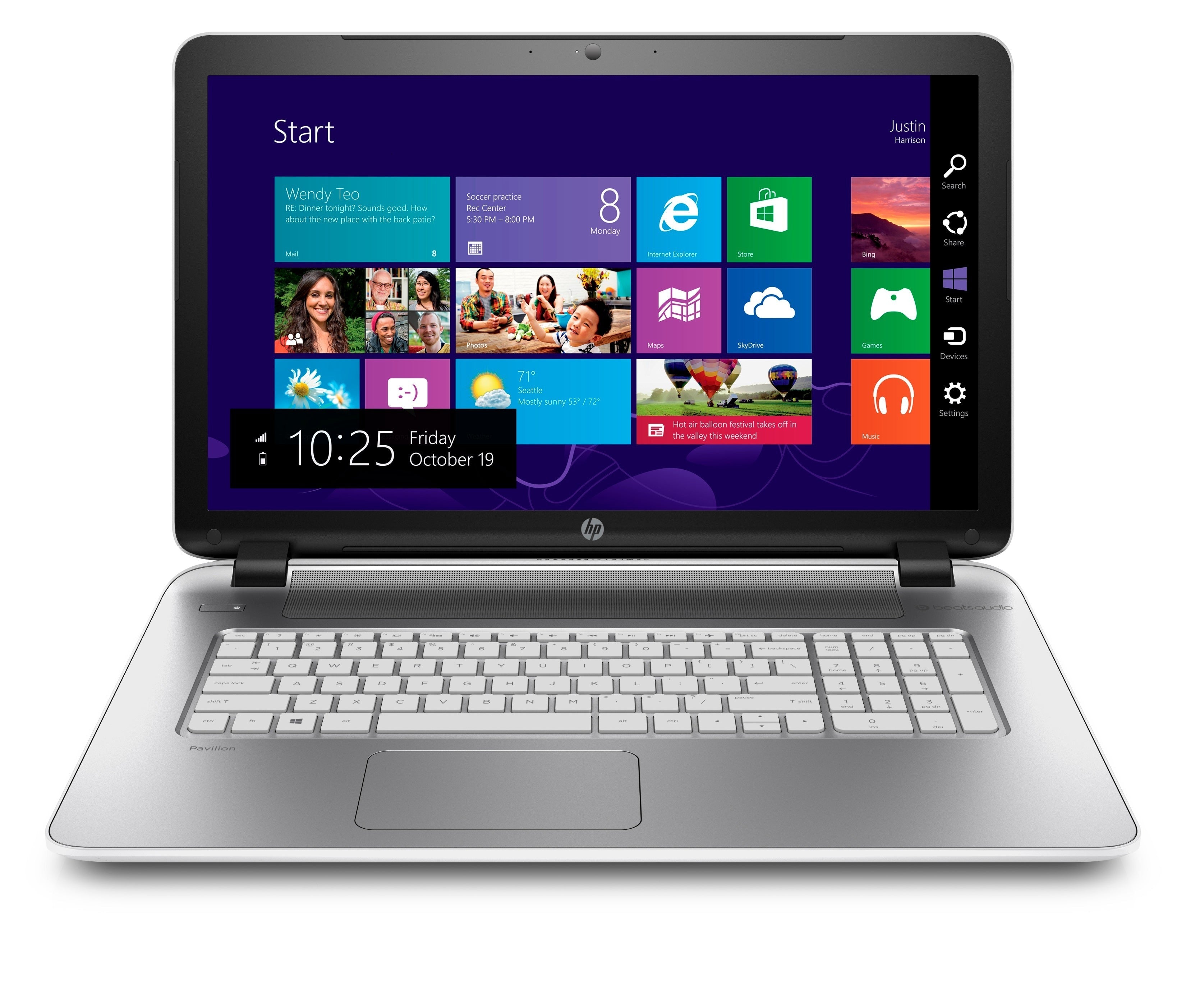 HP Pavilion 17-f224nr 17.3" HD+ Touchscreen Notebook, AMD A10, Windows 8.1, White (Refurbished)