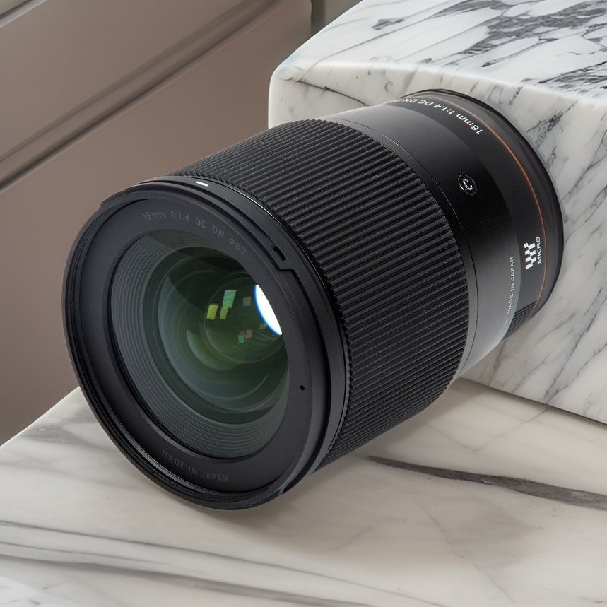 Sigma 16mm f/1.4 DC DN Contemporary Lens for Sony with Accessory Bundle