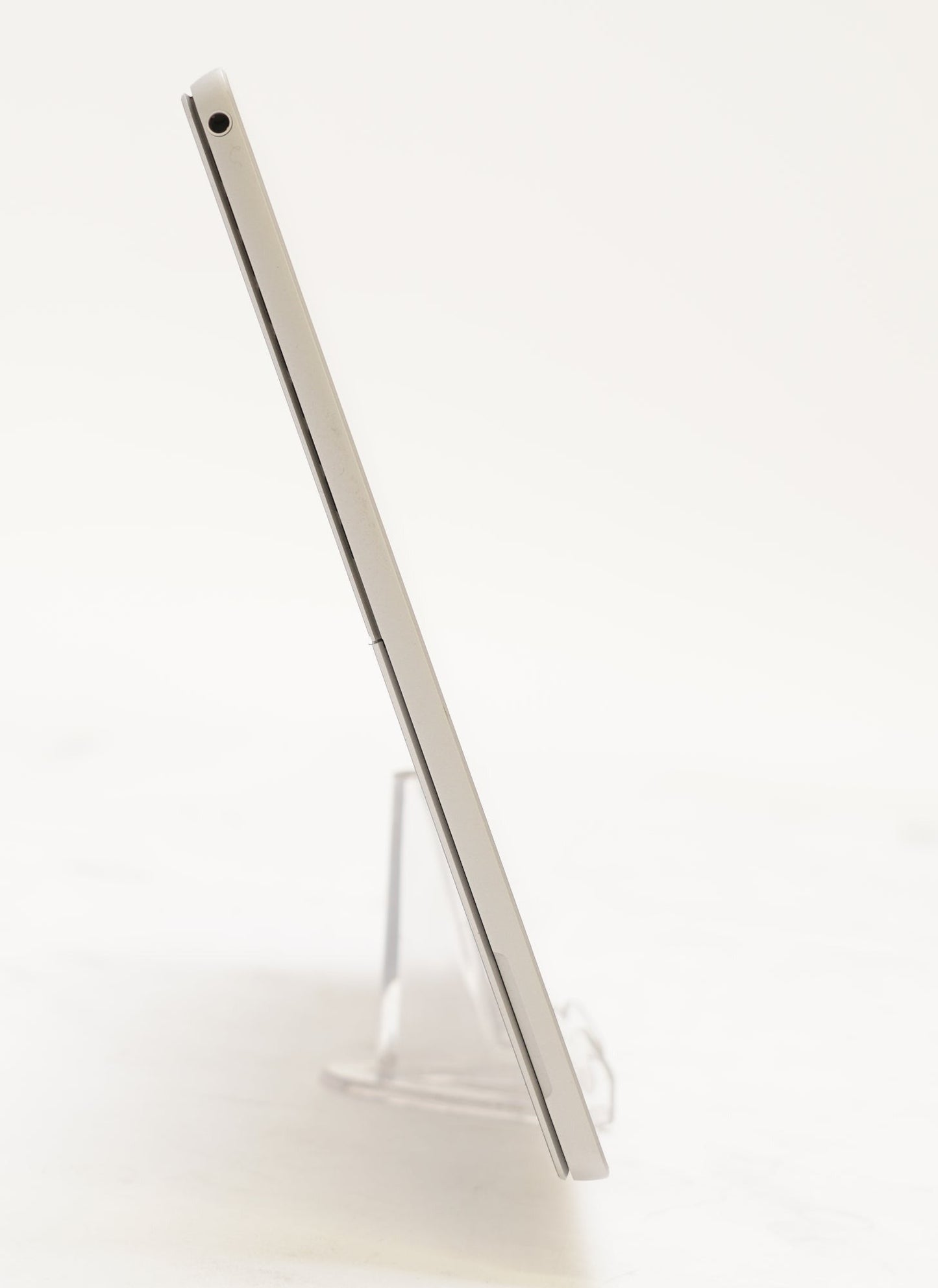 Microsoft Surface Pro 7 12.3′′ Tablet (i5-1035G4, 16GB RAM, 256GB SSD)
