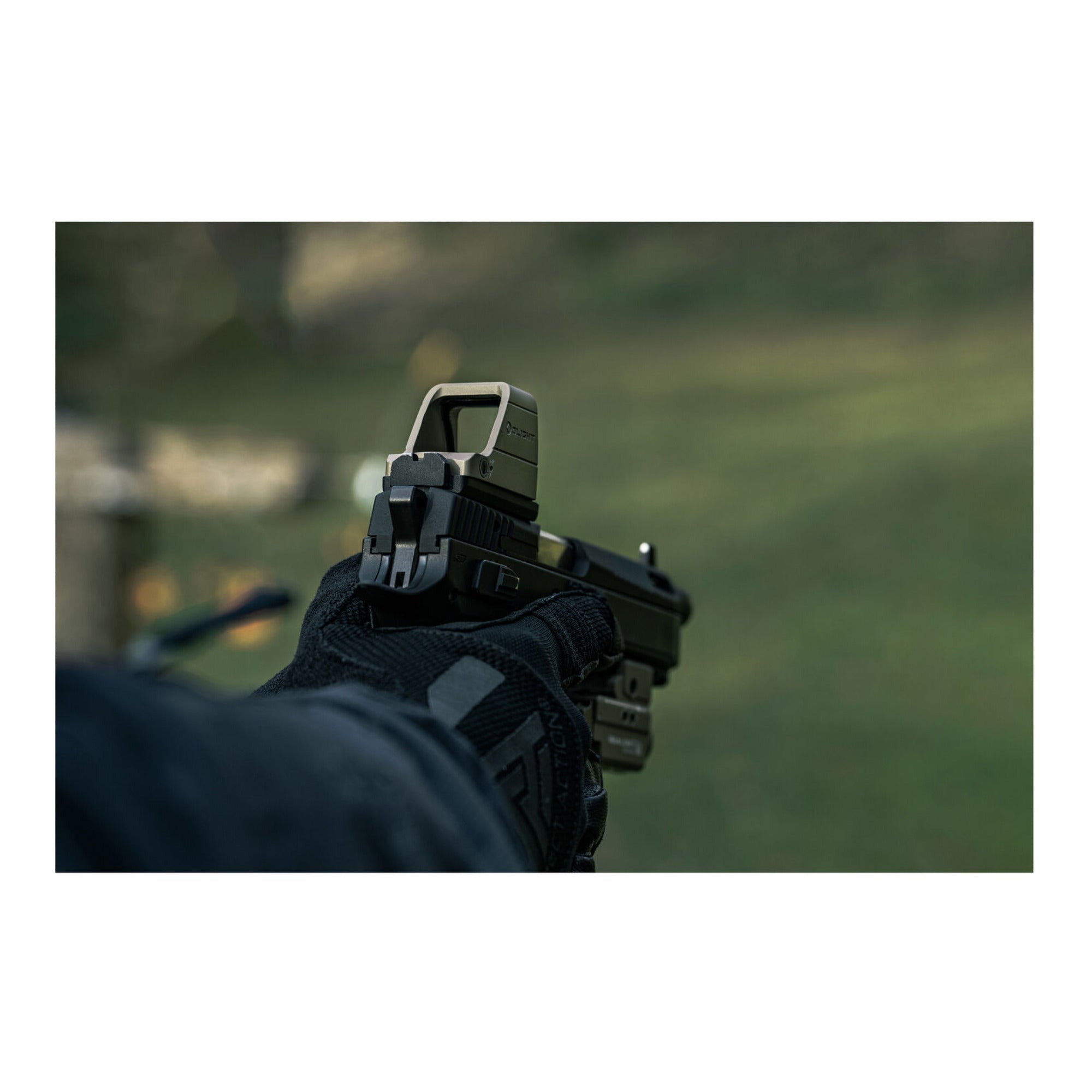 Olight Osight Reflex Sight (3 MOA Green Dot, Flat Dark Earth)