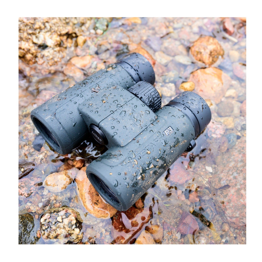 Nikon Prostaff P3 8X42 Binoculars with Harness and Lens Cleaning Pen