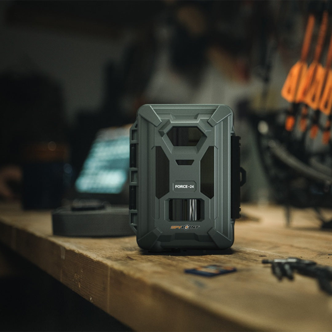 Spypoint Force-24MP Non-Cellular Trail Camera (6 Pack) Bundle with Accessories