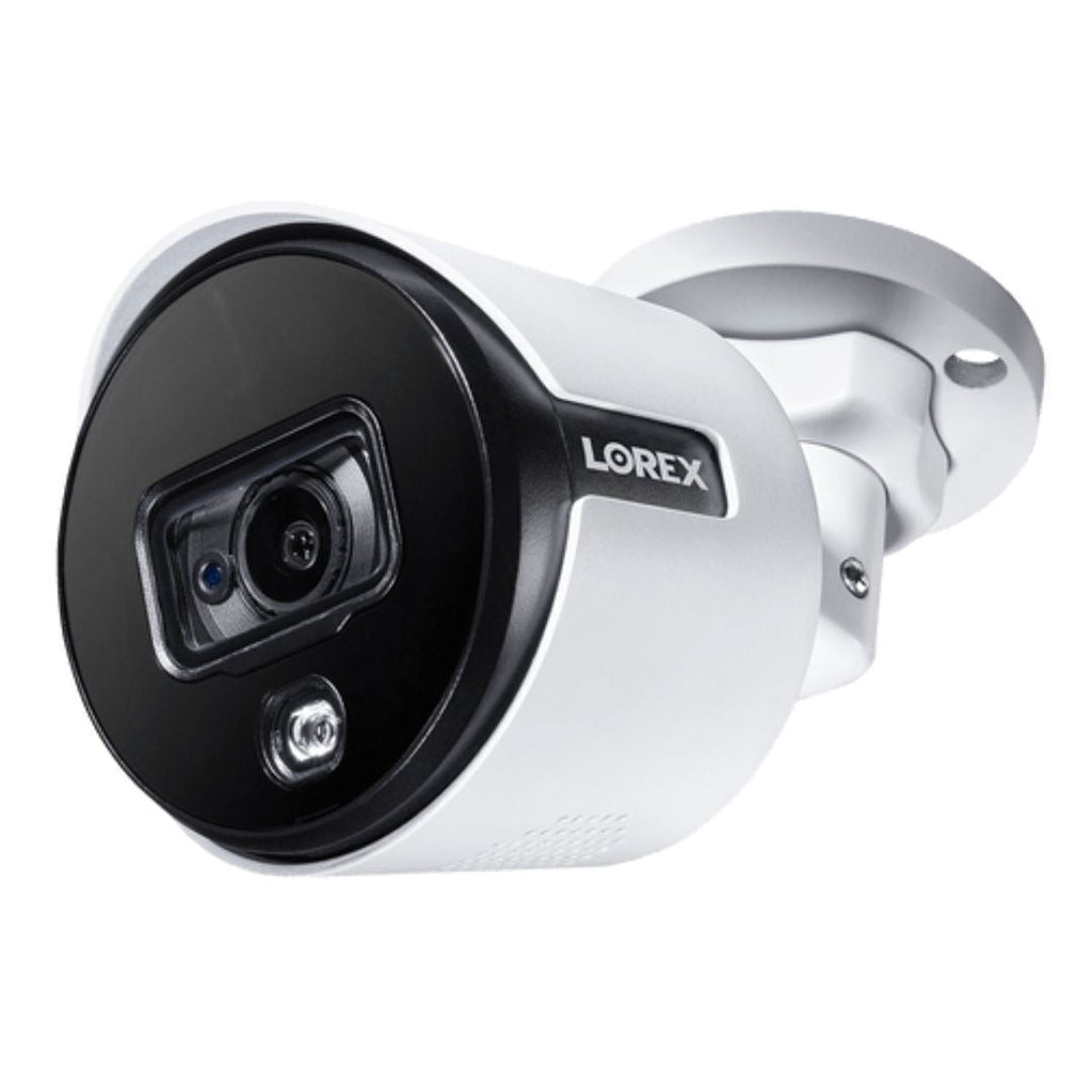 Lorex C881DA 4K Analog Ultra HD Active Deterrence Security Camera, IP67 Weatherproof (Refurbished)