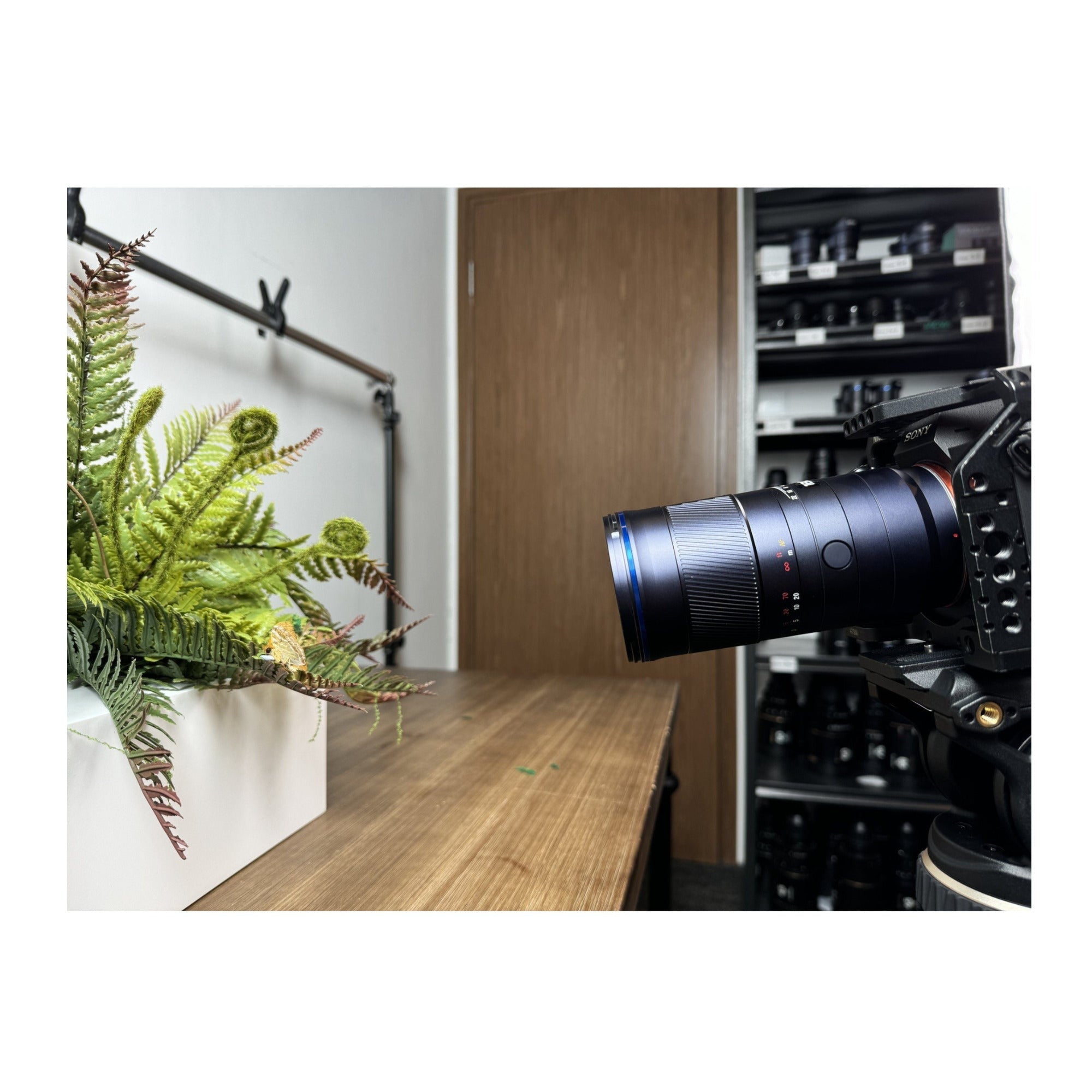LAOWA 180mm f/4.5 1.5X Ultra Macro APO Lens (Sony E)