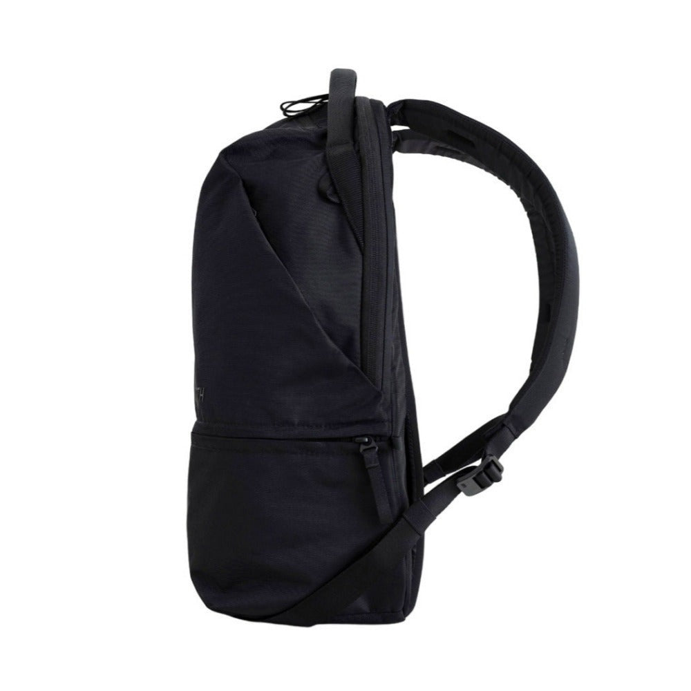 Urth Arkose 20L Modular Weatherproof Lightweight Front Zip Backpack and Small Camera Insert (Black)