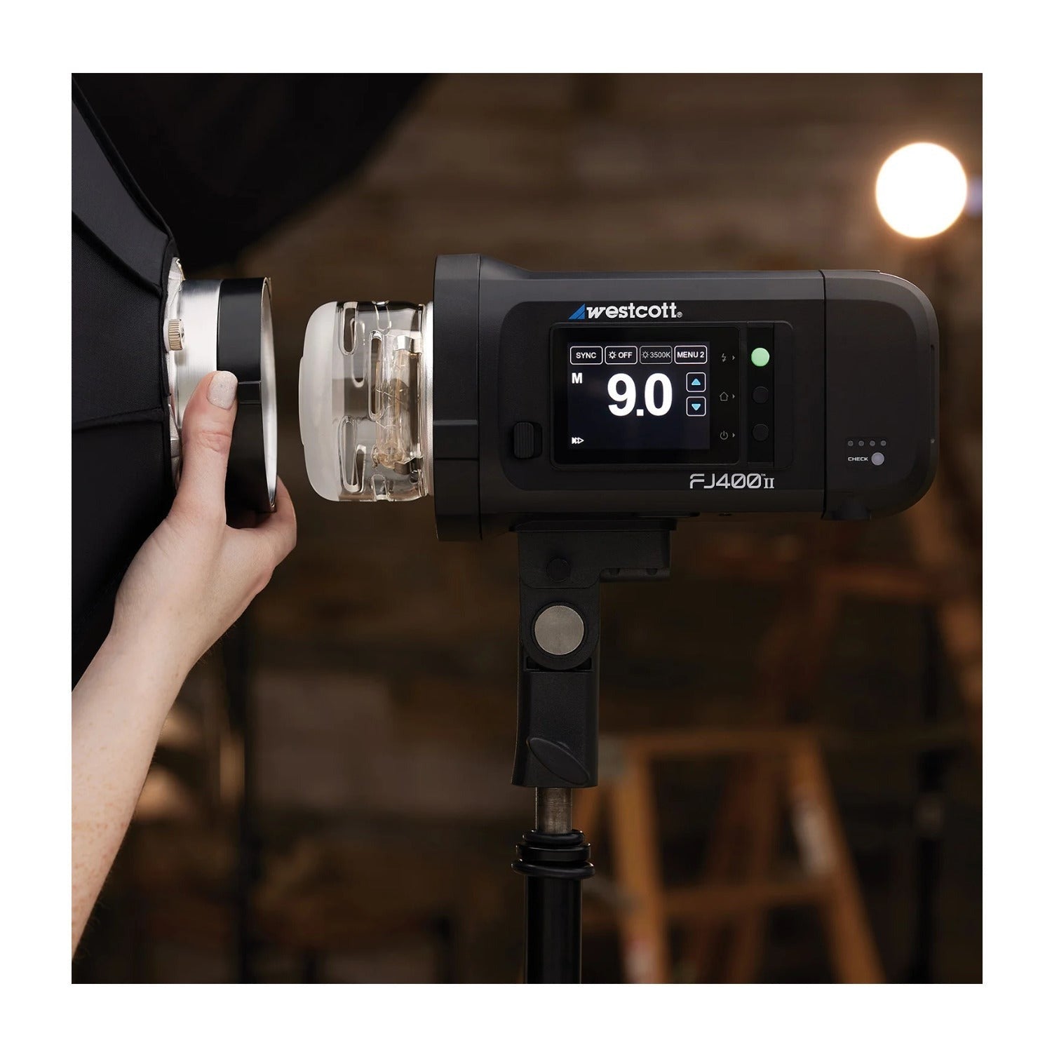 Westcott FJ Wireless 2-Light Portable Portrait Flash Kit with FJ-X3 Multi-Brand Wireless Trigger