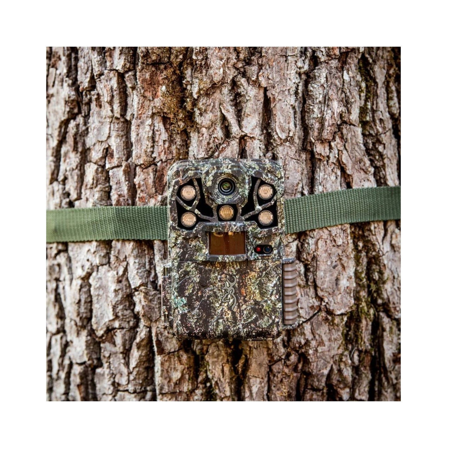 Browning Trail Cameras Recon Force Elite HP5 Ultra (Non-Cellular) Bundle