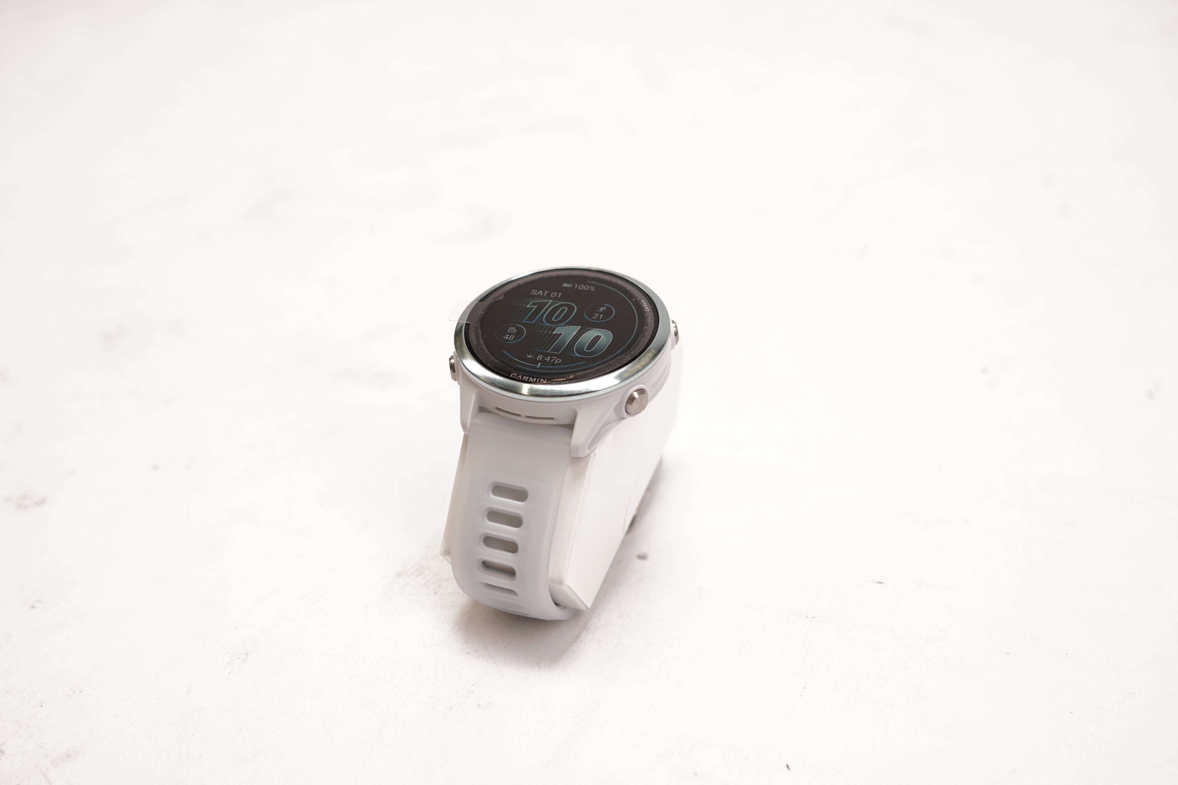 Garmin Forerunner 570 GPS Smartwatch (42mm, Cloud Blue/Whitestone) (Used)