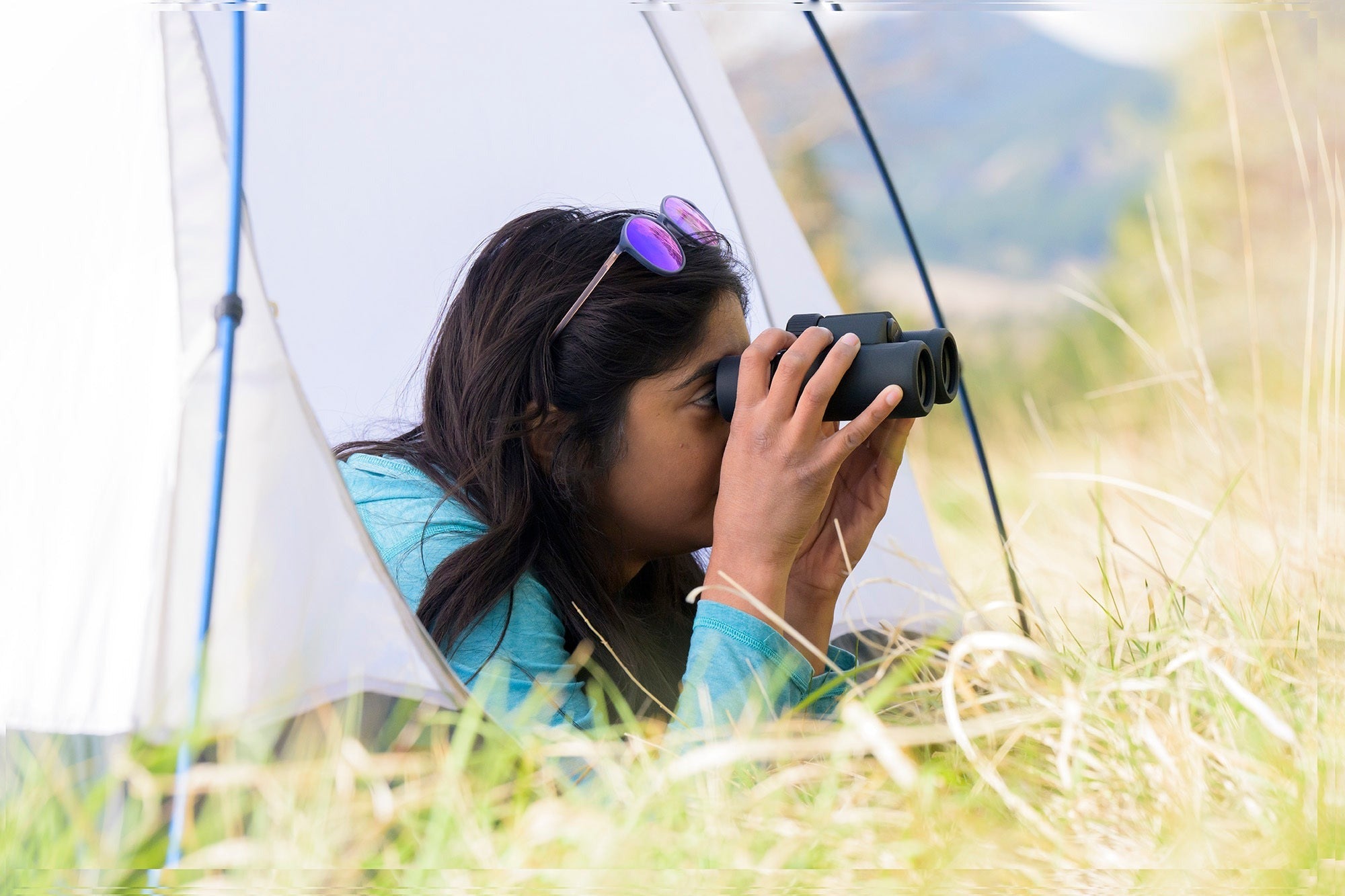 Nikon Prostaff P3 8X30 Binoculars with Harness and Lens Pen Cleaning System