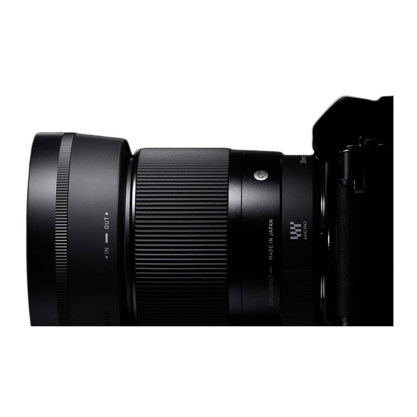 Sigma 30mm f/1.4 DC DN Contemporary Lens (L-Mount) Bundle
