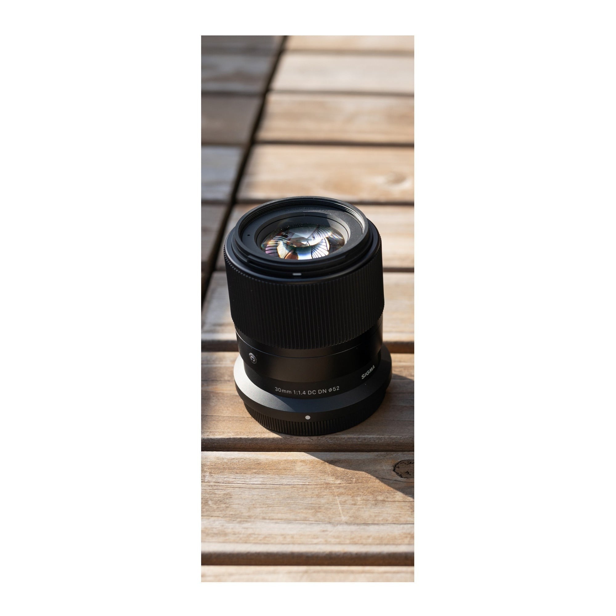 Sigma 30mm F1.4 DC DN Contemporary Lens for Nikon Z Mount with Lens Hood (Black) (Used)